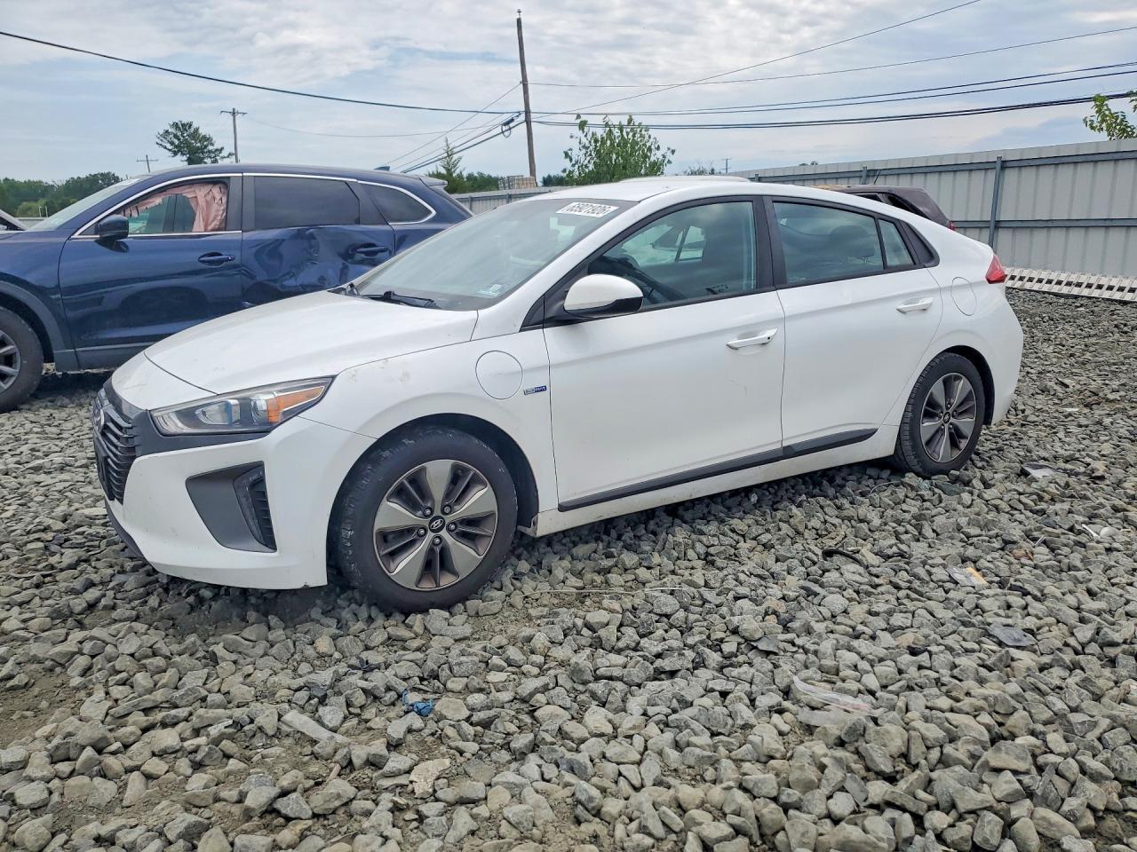 2019 Hyundai Ioniq, Base