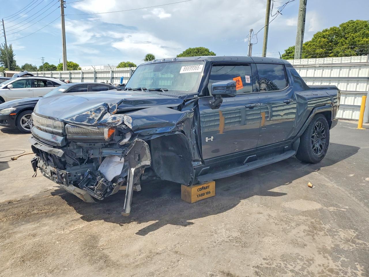 2025 GMC Hummer, 2X