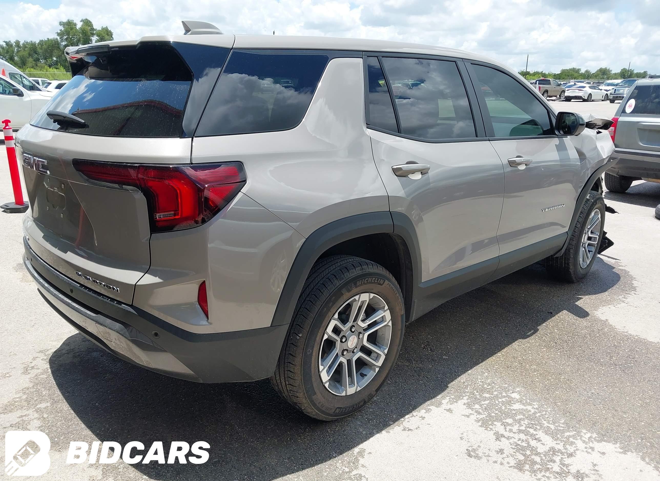 2026 GMC Terrain, Fwd Elevation