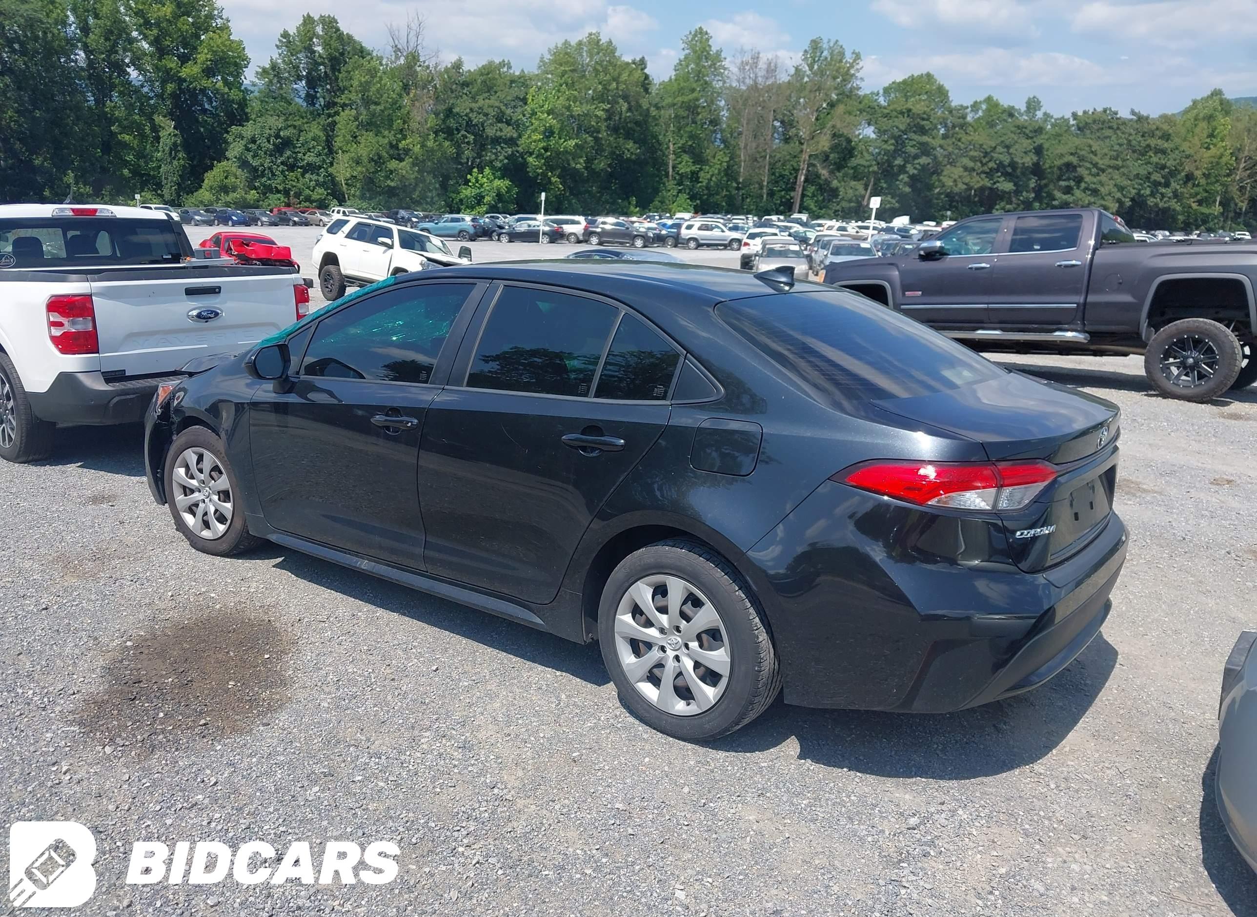2022 Toyota Corolla, LE