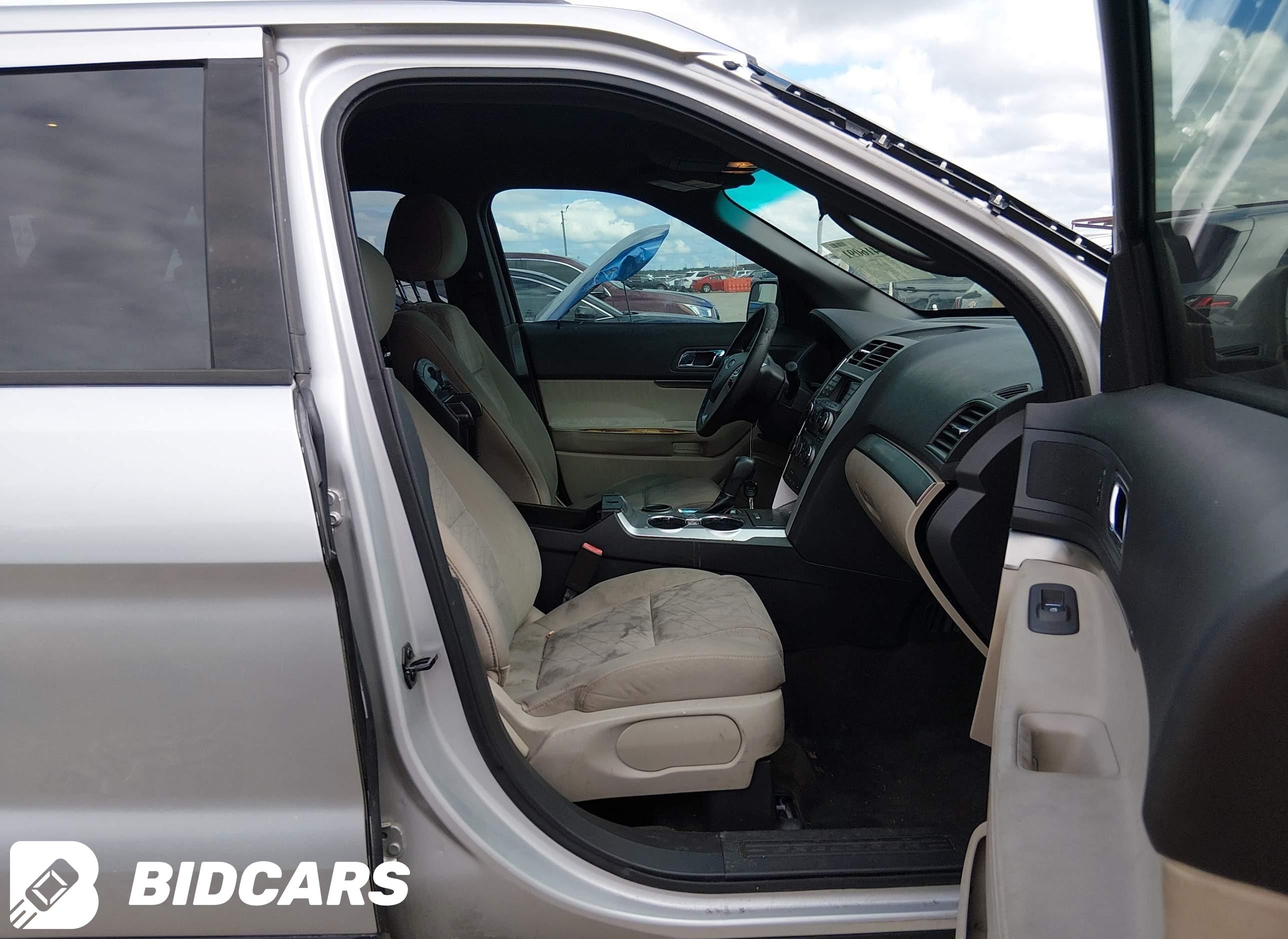 2015 Ford Explorer