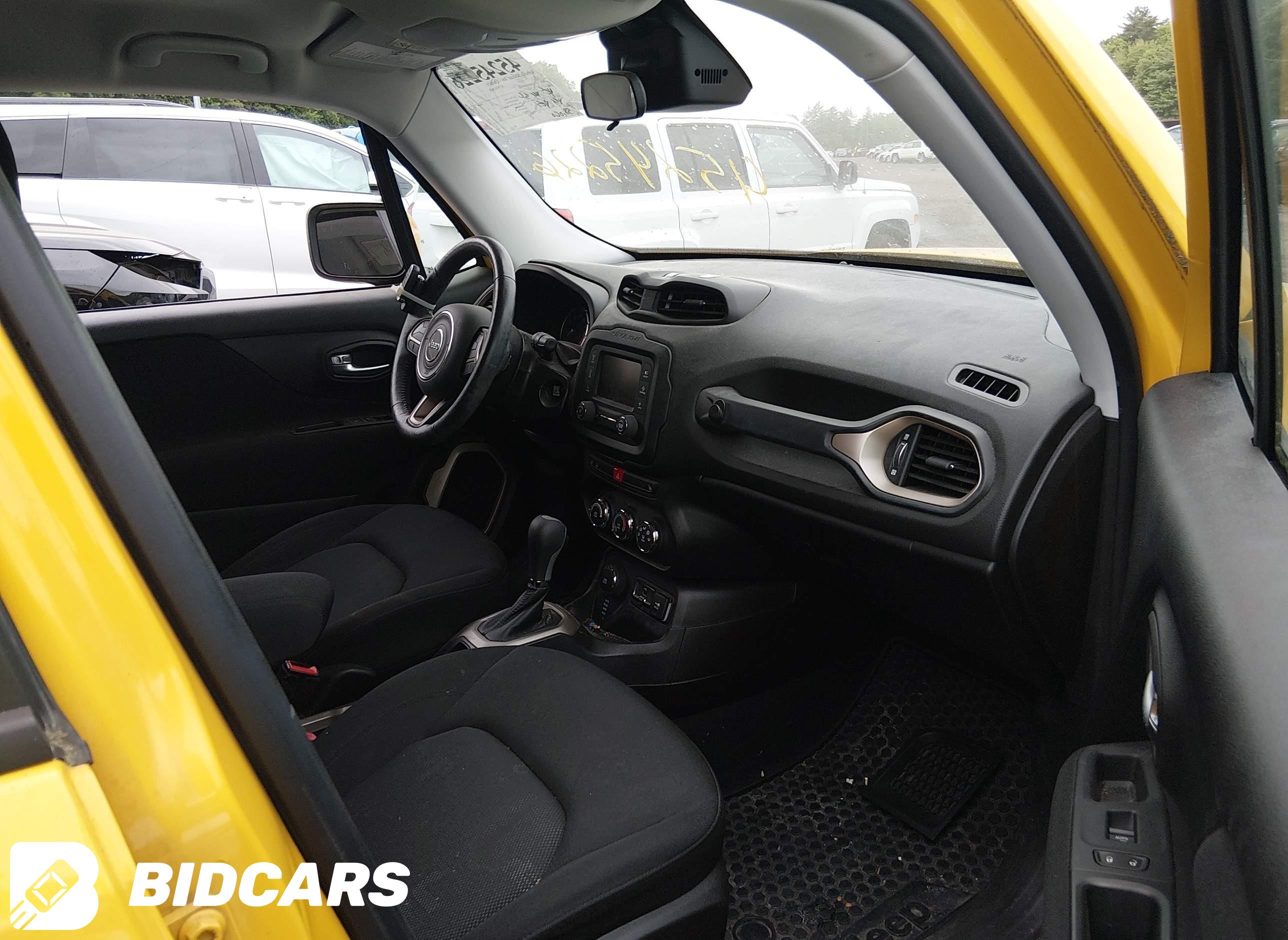 2017 Jeep Renegade, Latitude 4X4