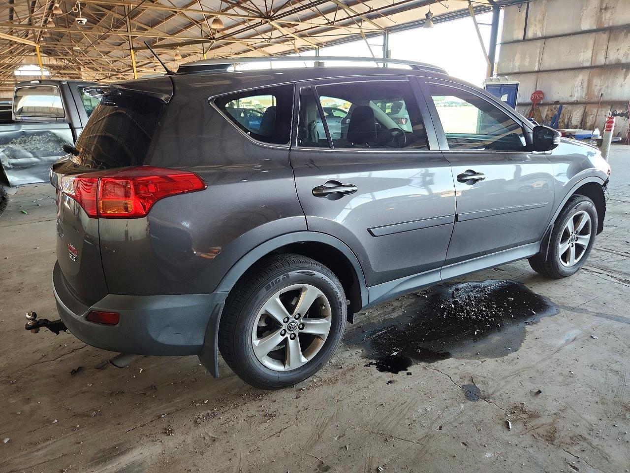 2015 Toyota RAV4, Xle