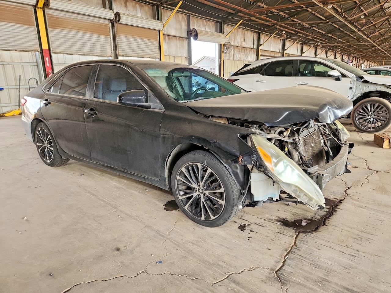 2017 Toyota Camry, LE