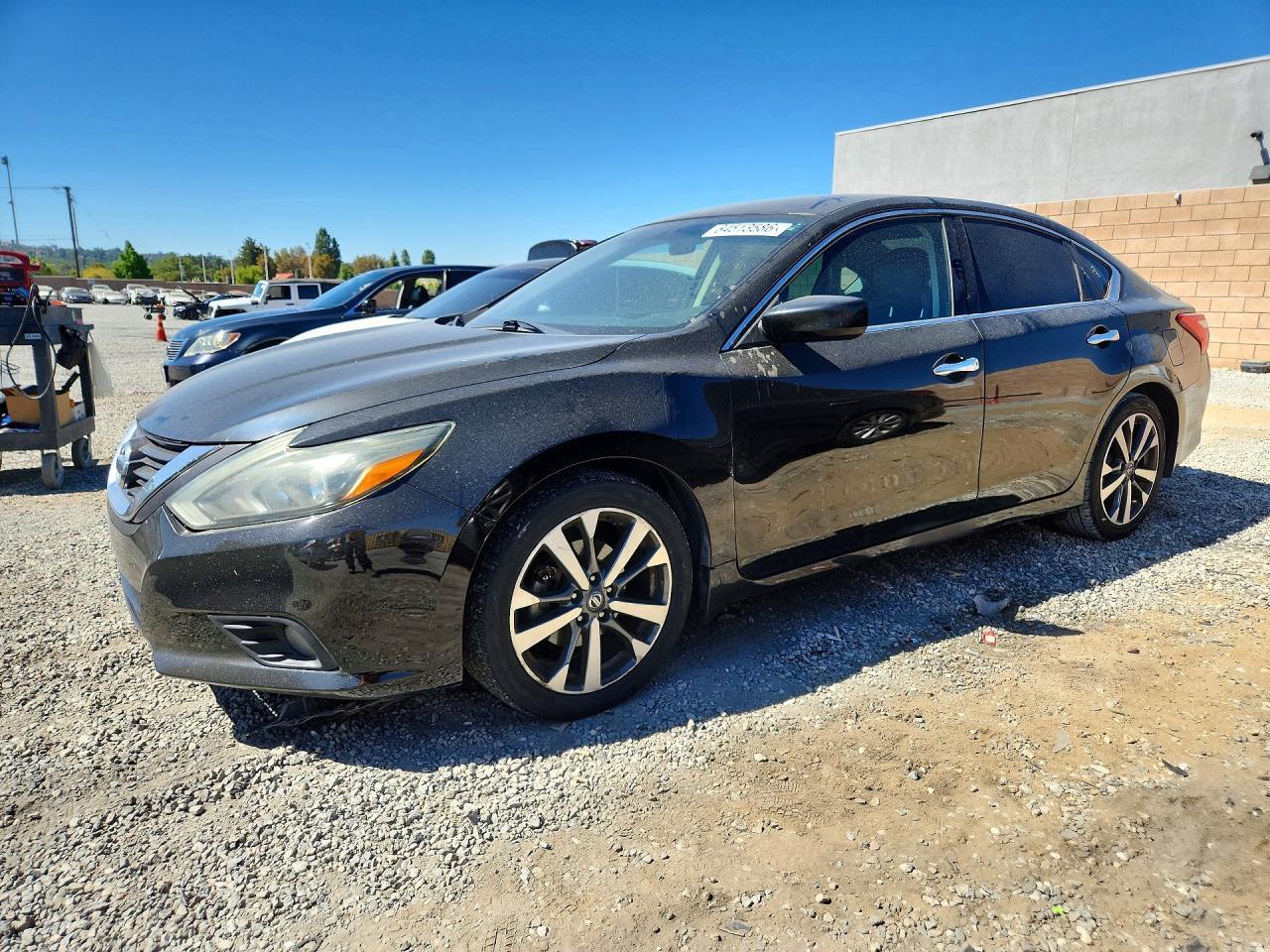 2016 Nissan Altima, 2.5 SR