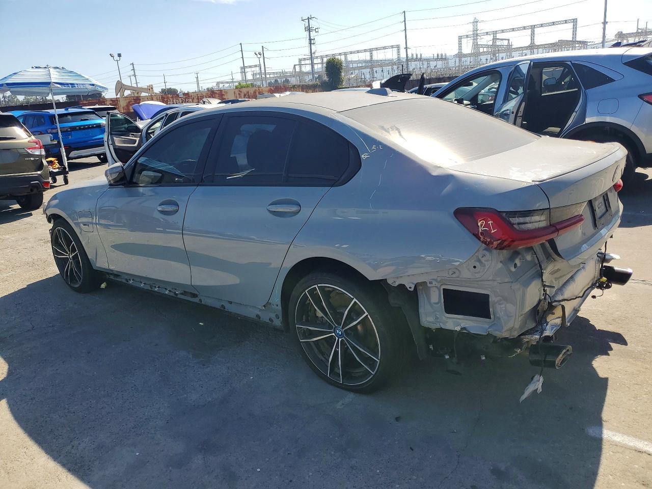 2023 BMW 3 Series, 330E