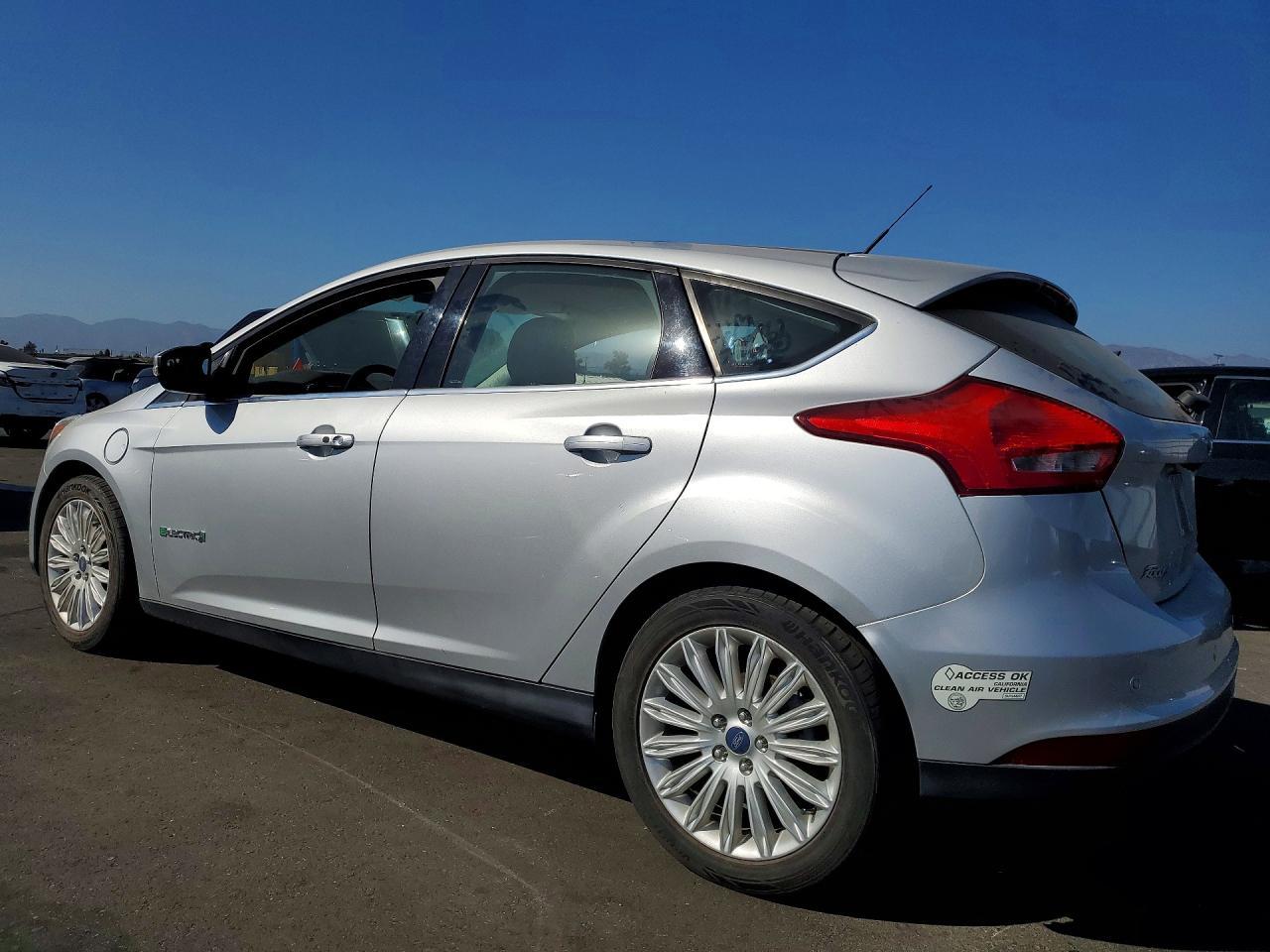 2016 Ford Focus, Bev