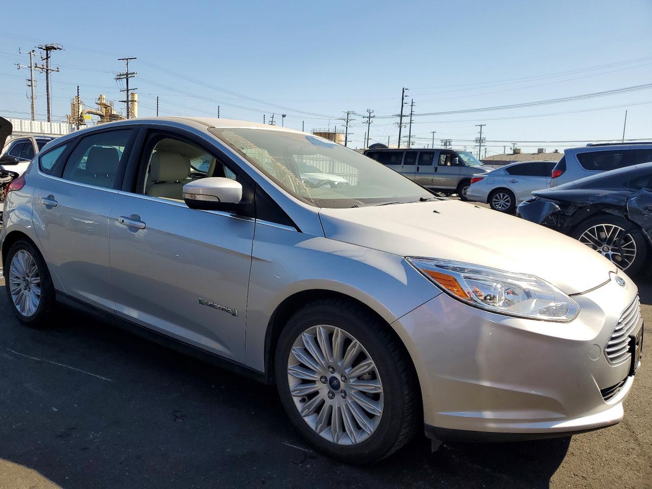 2016 Ford Focus, Bev