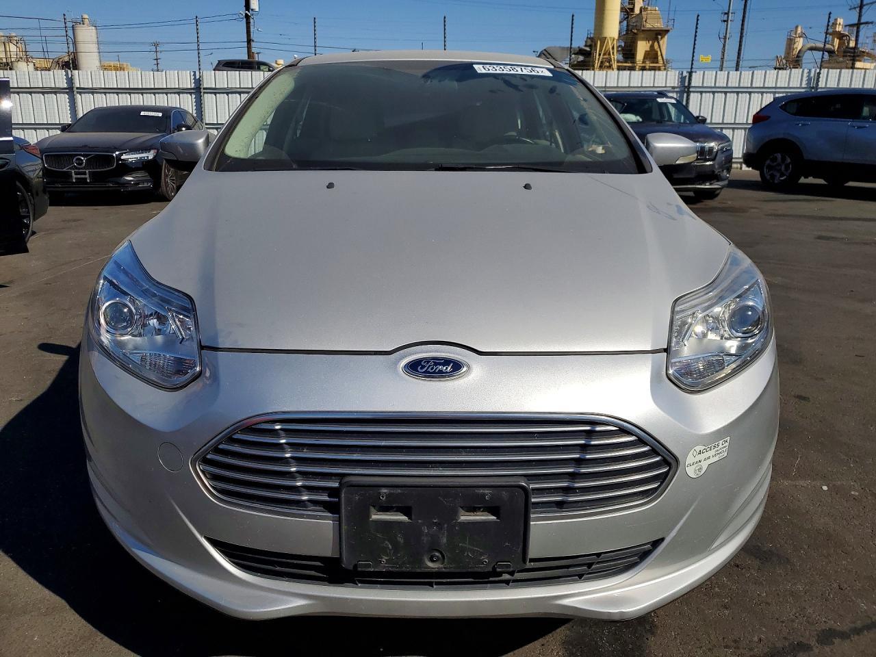 2016 Ford Focus, Bev