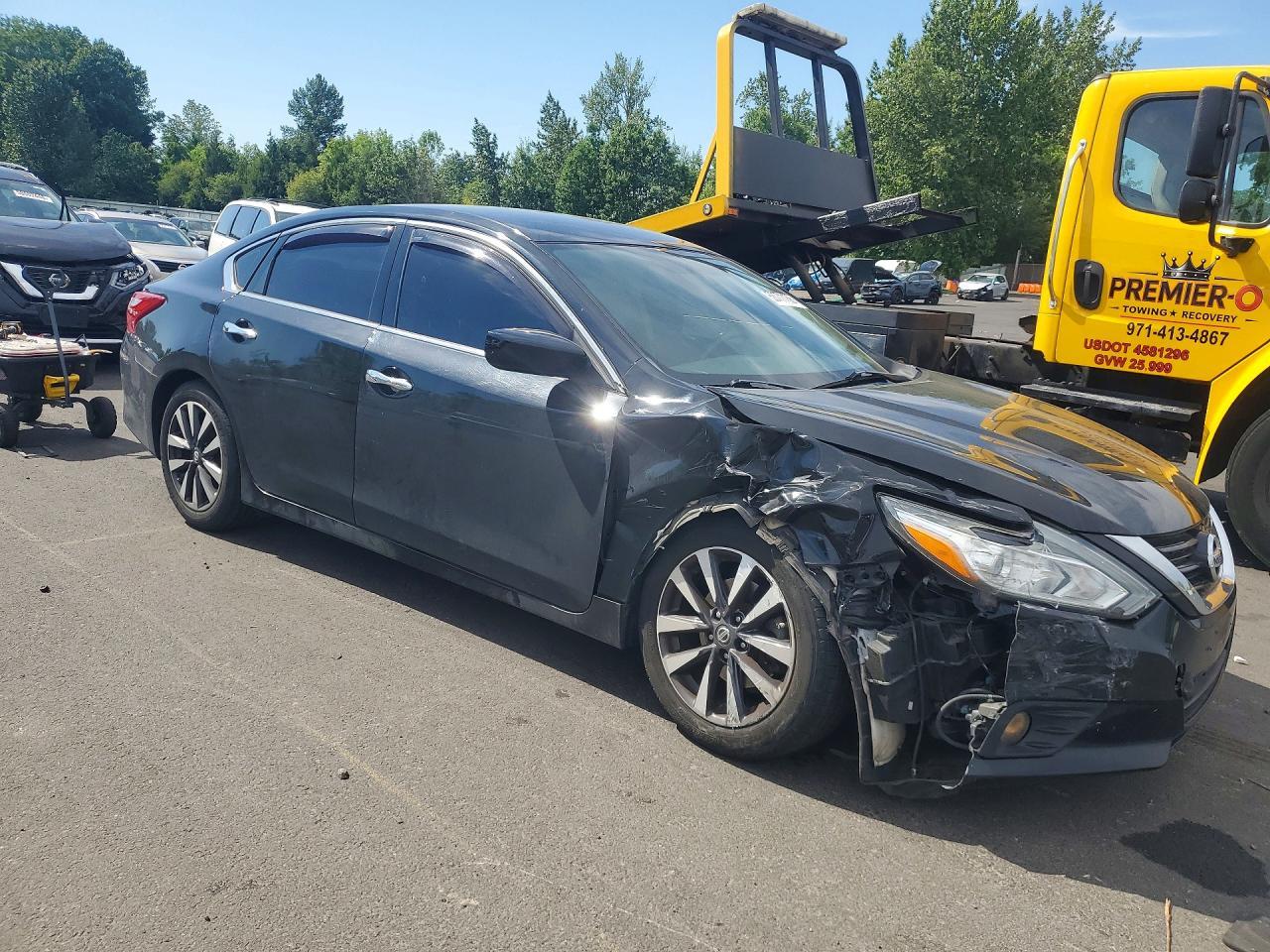 2017 Nissan Altima, 2.5 SV