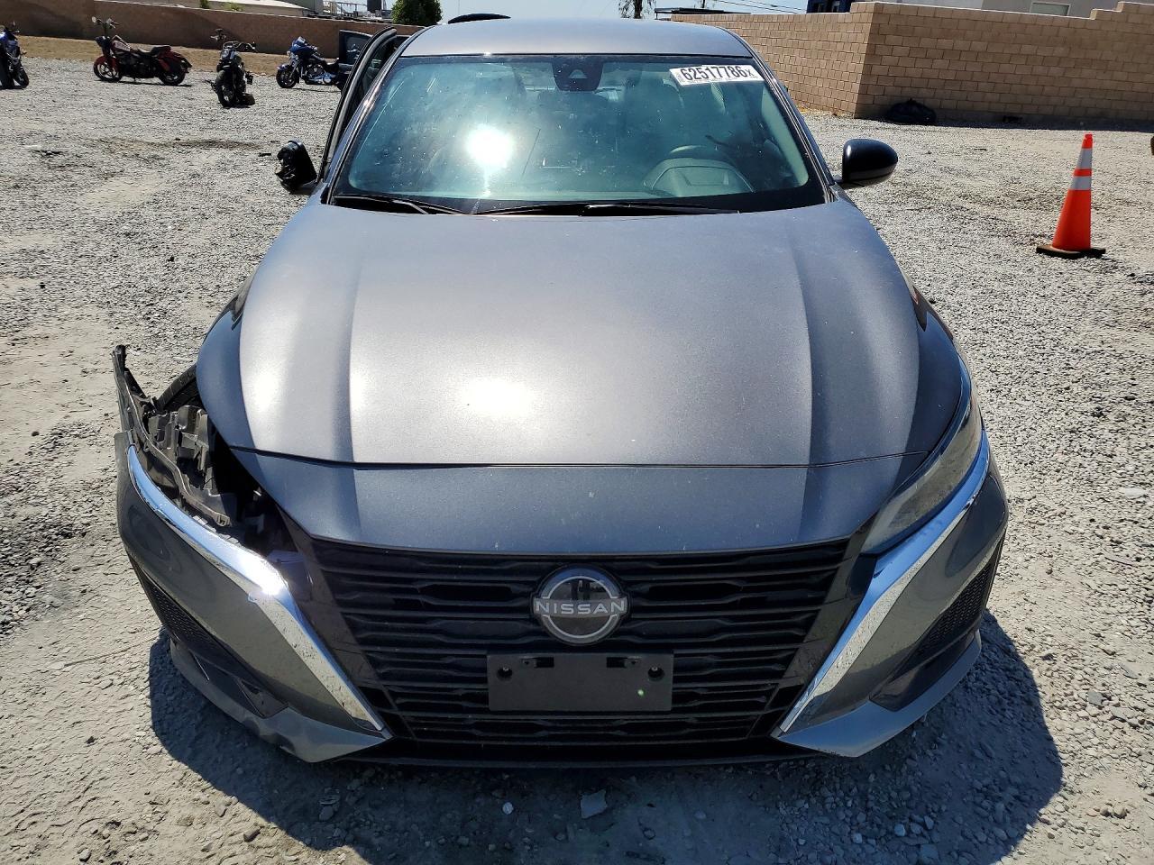 2025 Nissan Altima, S