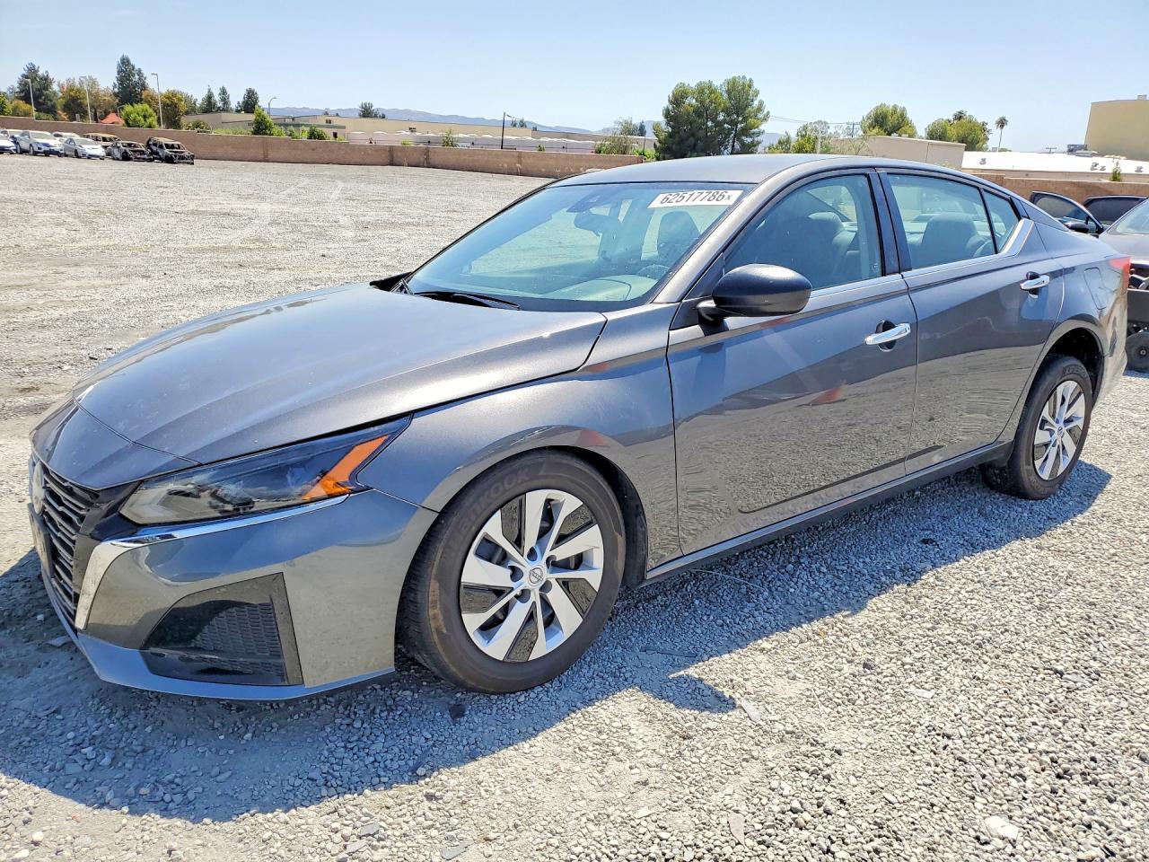 2025 Nissan Altima, S
