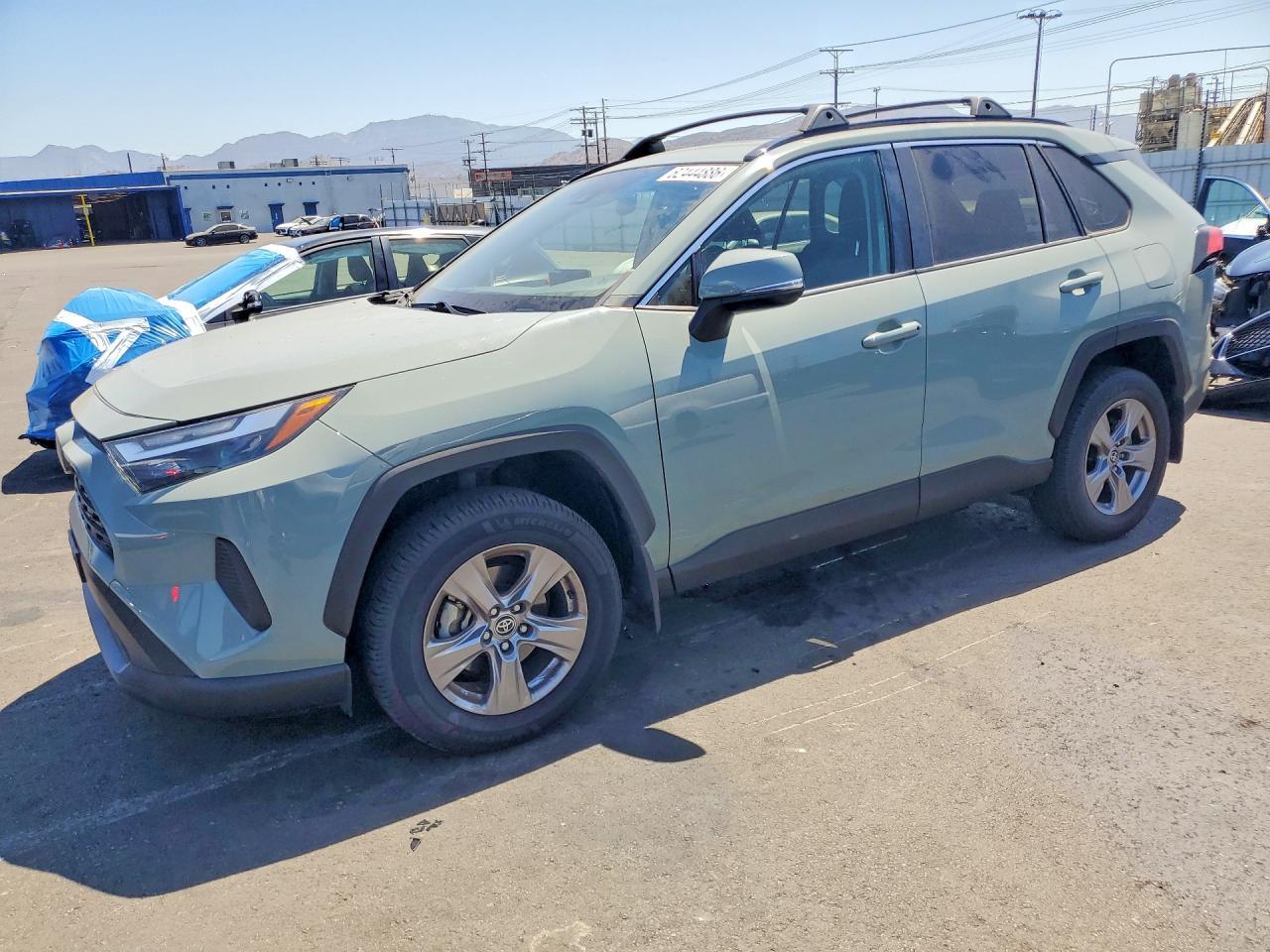 2023 Toyota RAV4, Xle