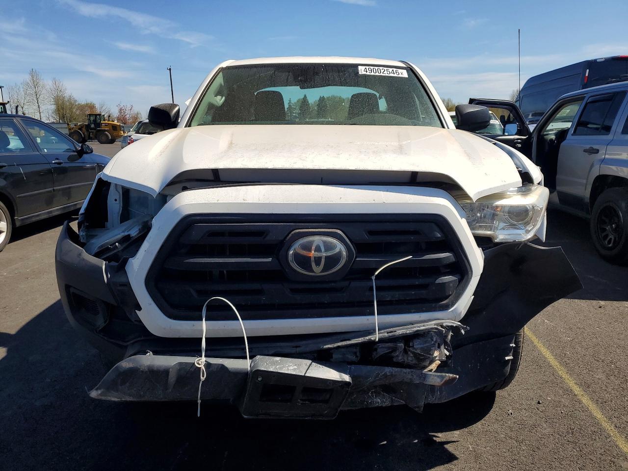 2018 Toyota Tacoma, SR