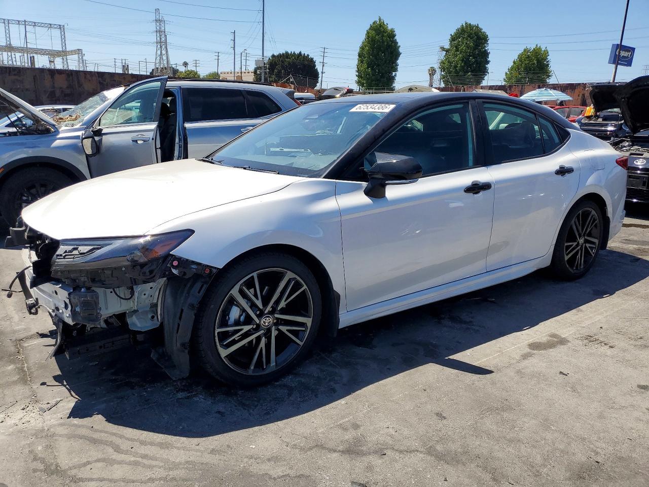 2025 Toyota Camry, Xse