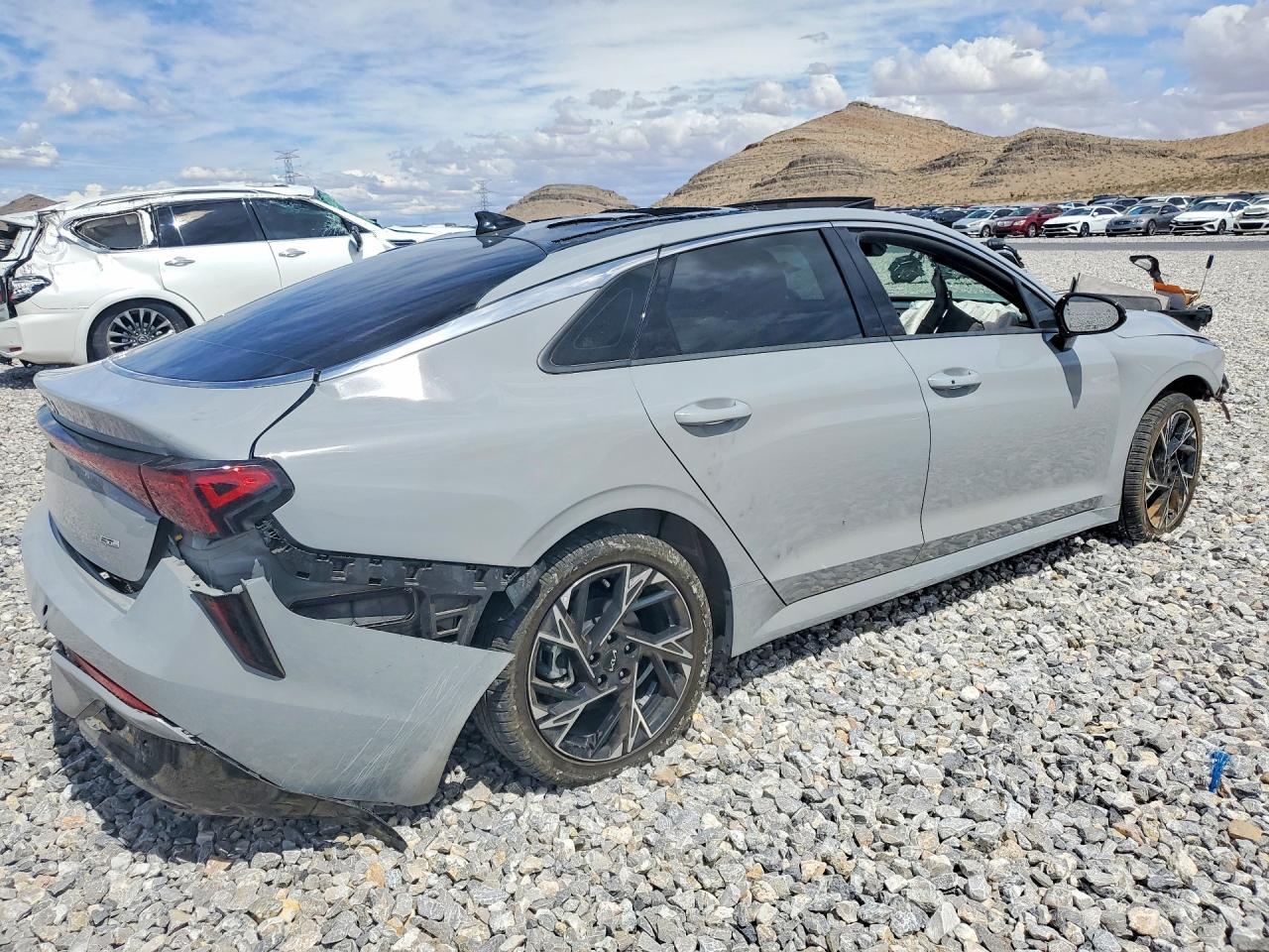 2025 KIA K5, Gt Line