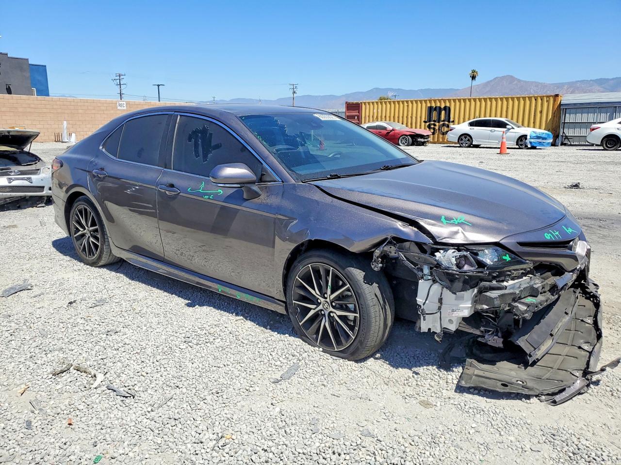 2024 Toyota Camry, SE