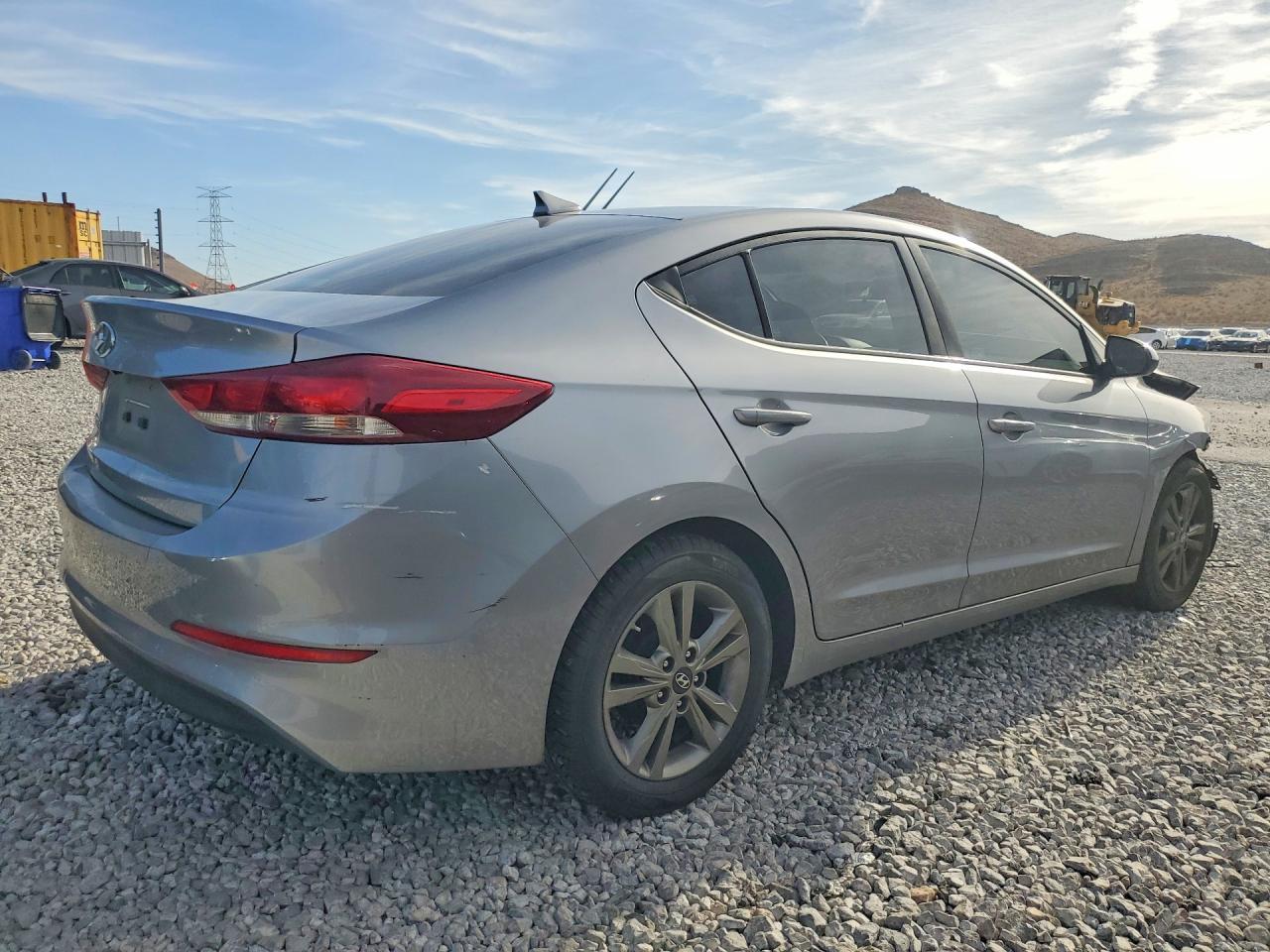 2017 Hyundai Elantra, SE