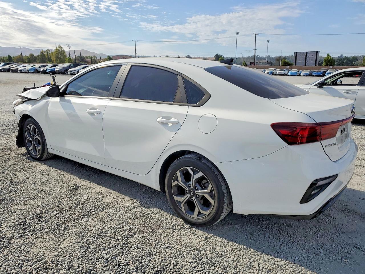 2021 KIA Forte, Lxs