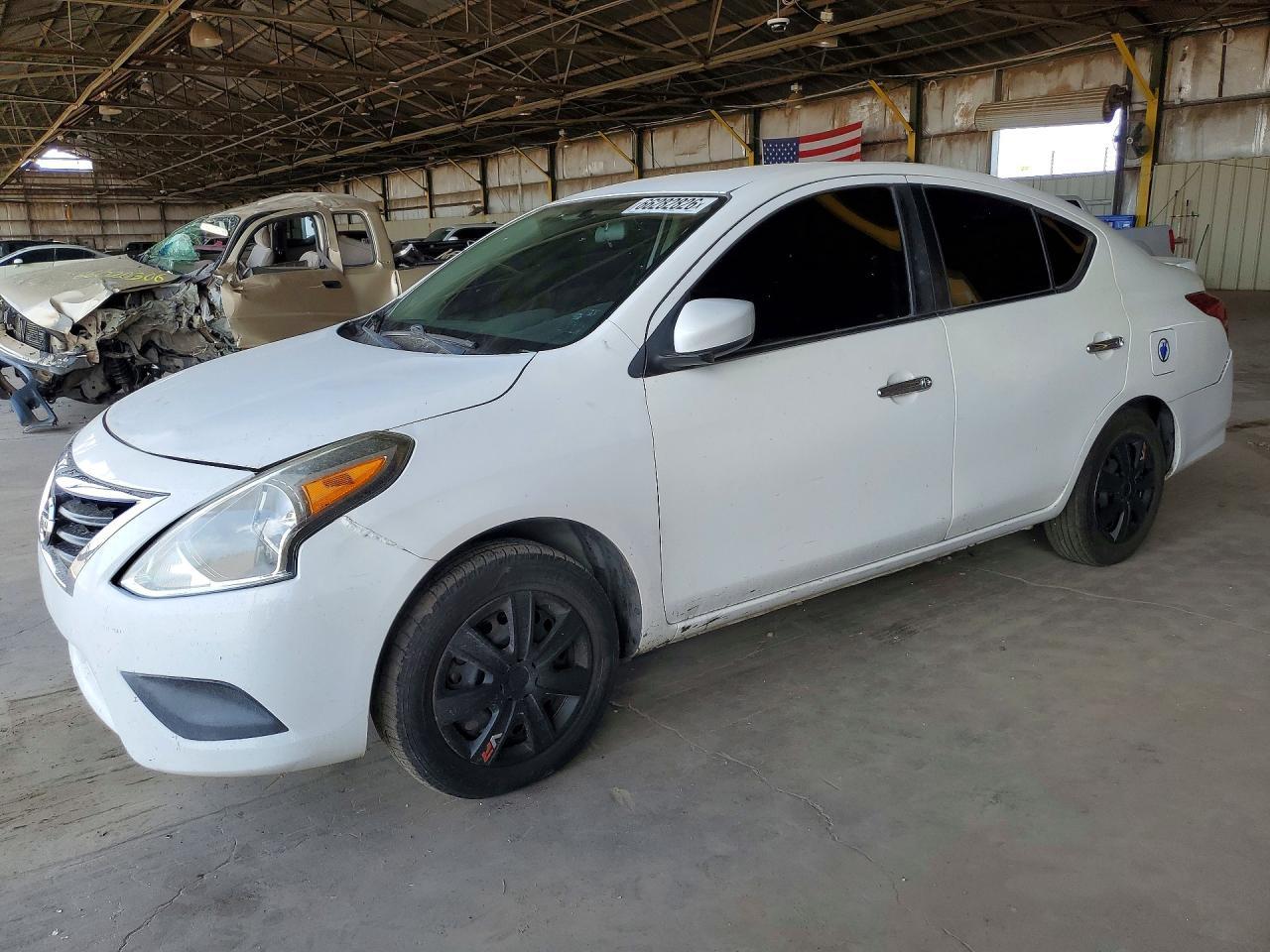 2017 Nissan Versa, 1.6 SV