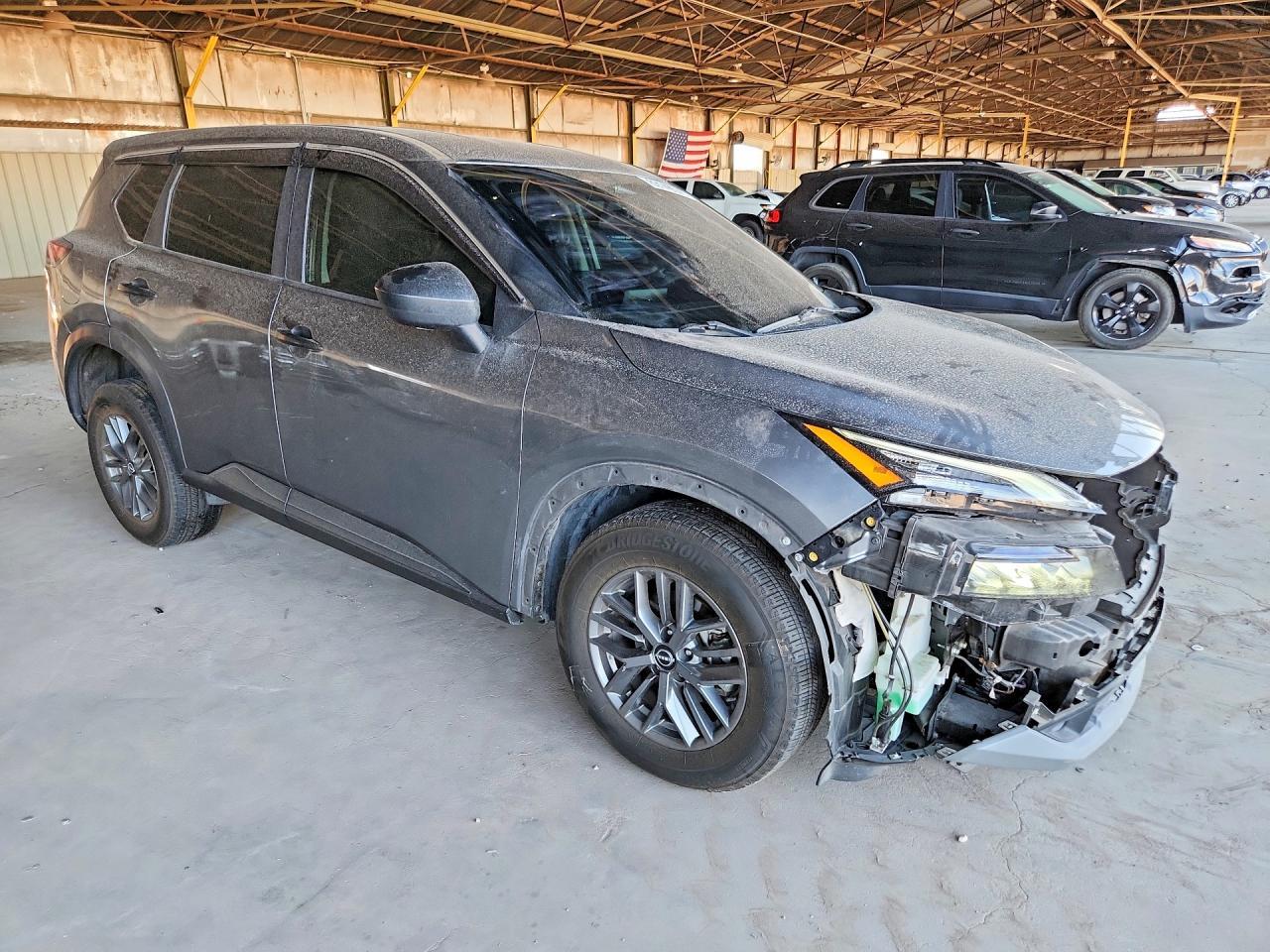 2023 Nissan Rogue, S
