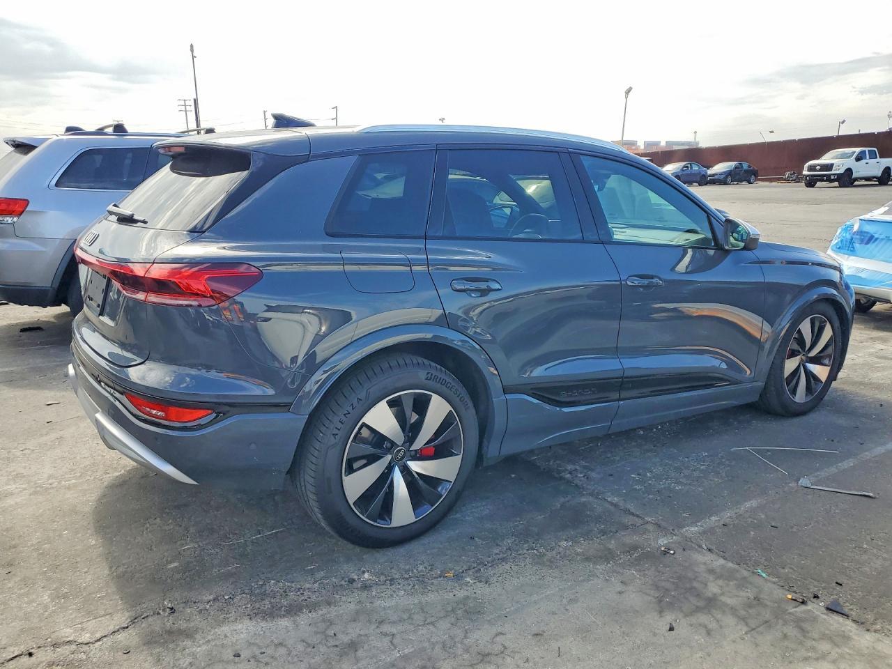 2025 Audi SQ6, Premium Plus