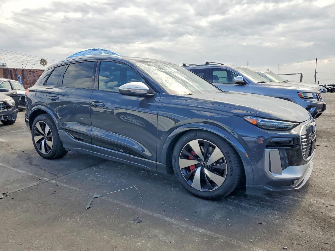 2025 Audi SQ6, Premium Plus