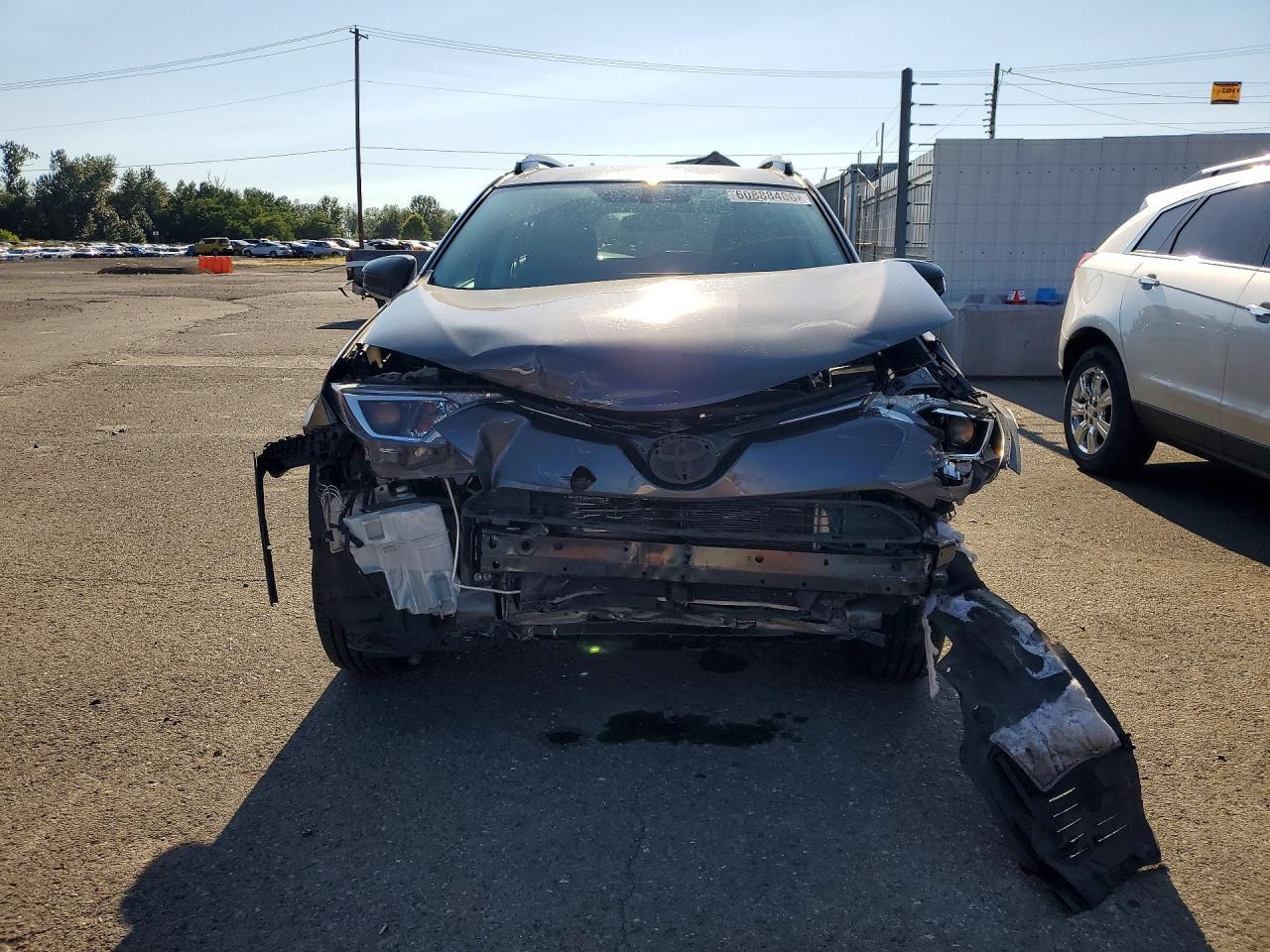 2016 Toyota RAV4, LE