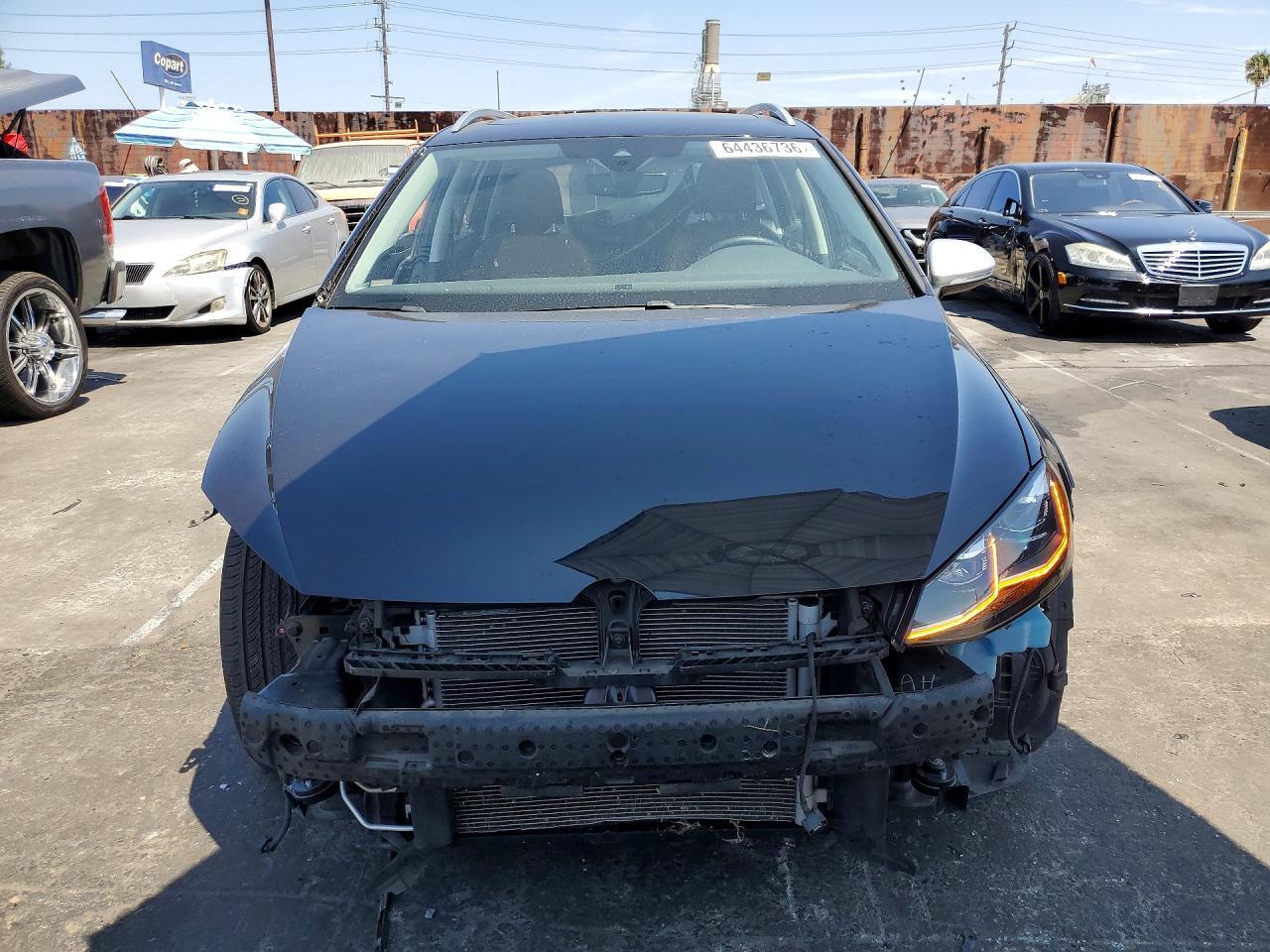 2019 Volkswagen Golf, S