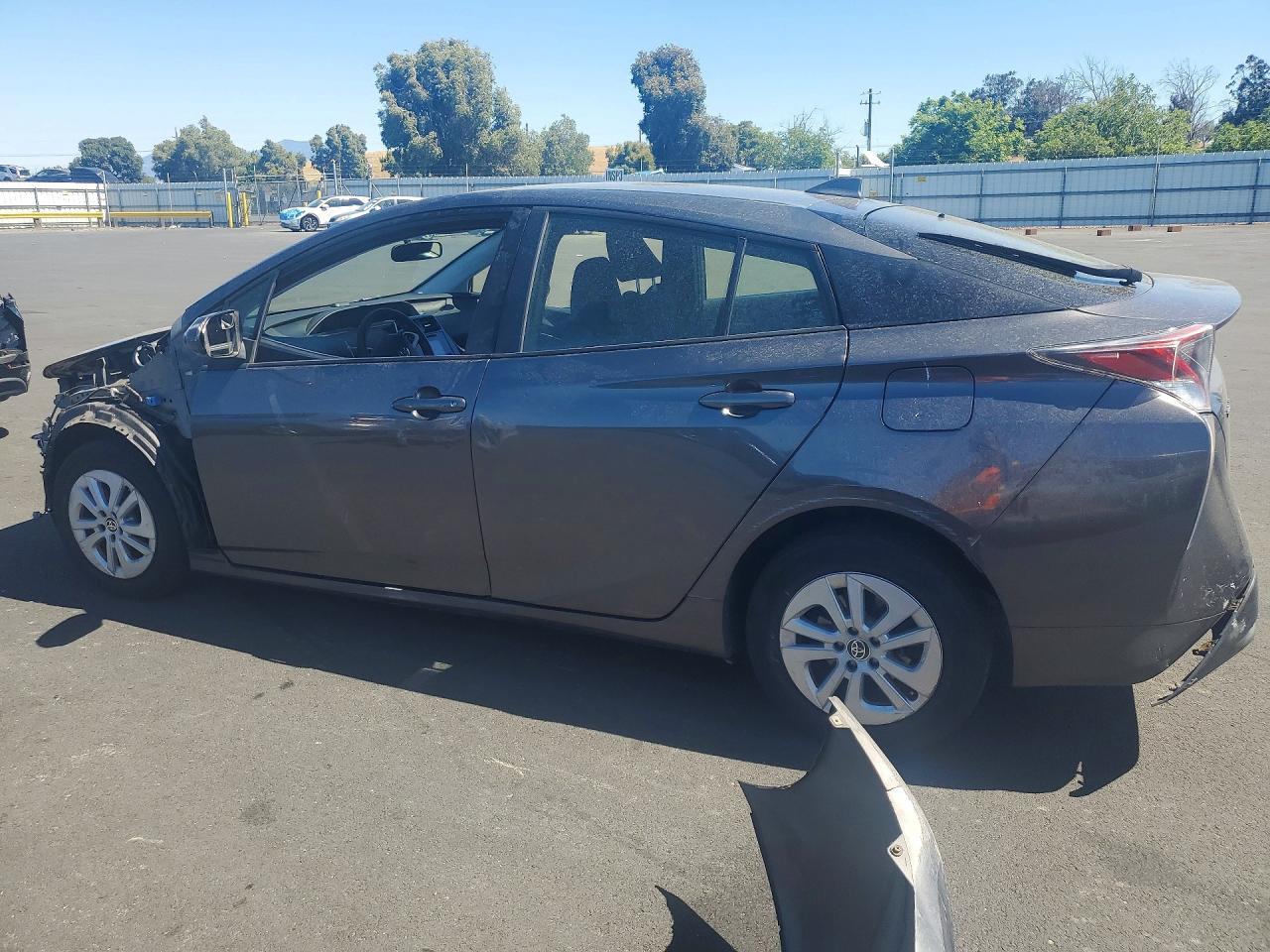 2016 Toyota Prius, Two