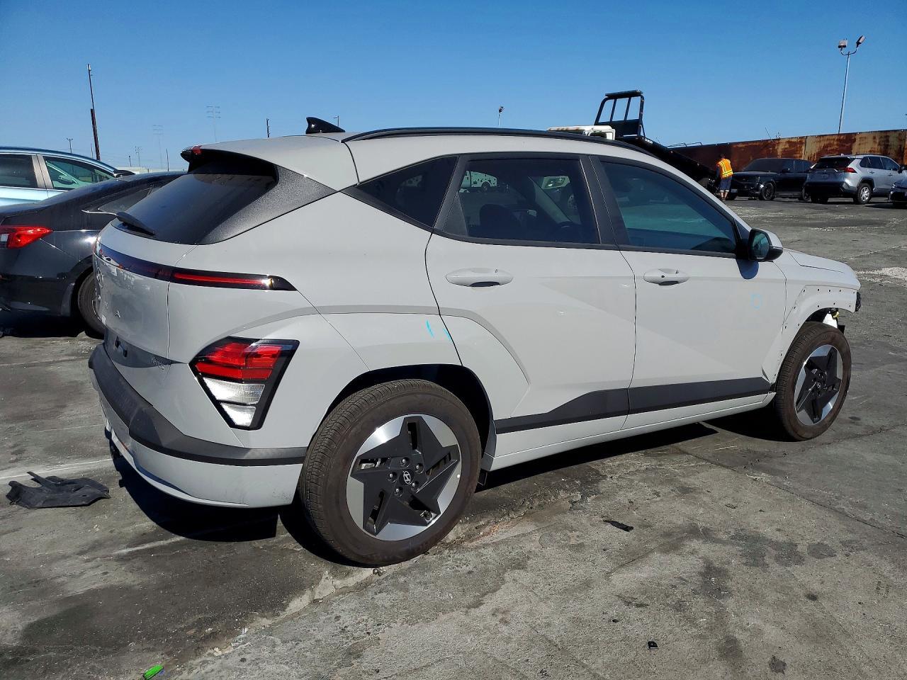 2025 Hyundai Kona, Sel