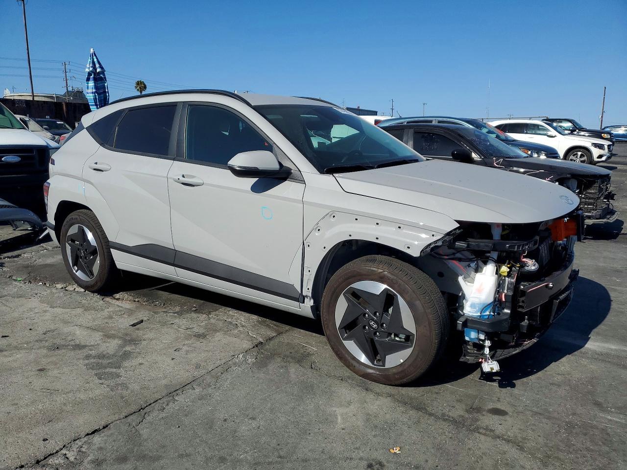 2025 Hyundai Kona, Sel