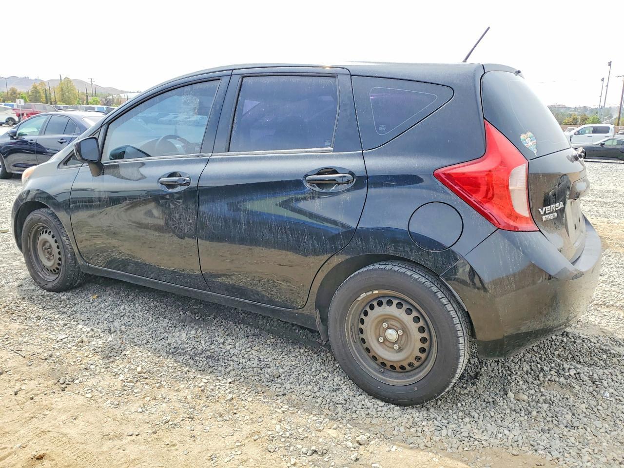 2015 Nissan Versa, SV