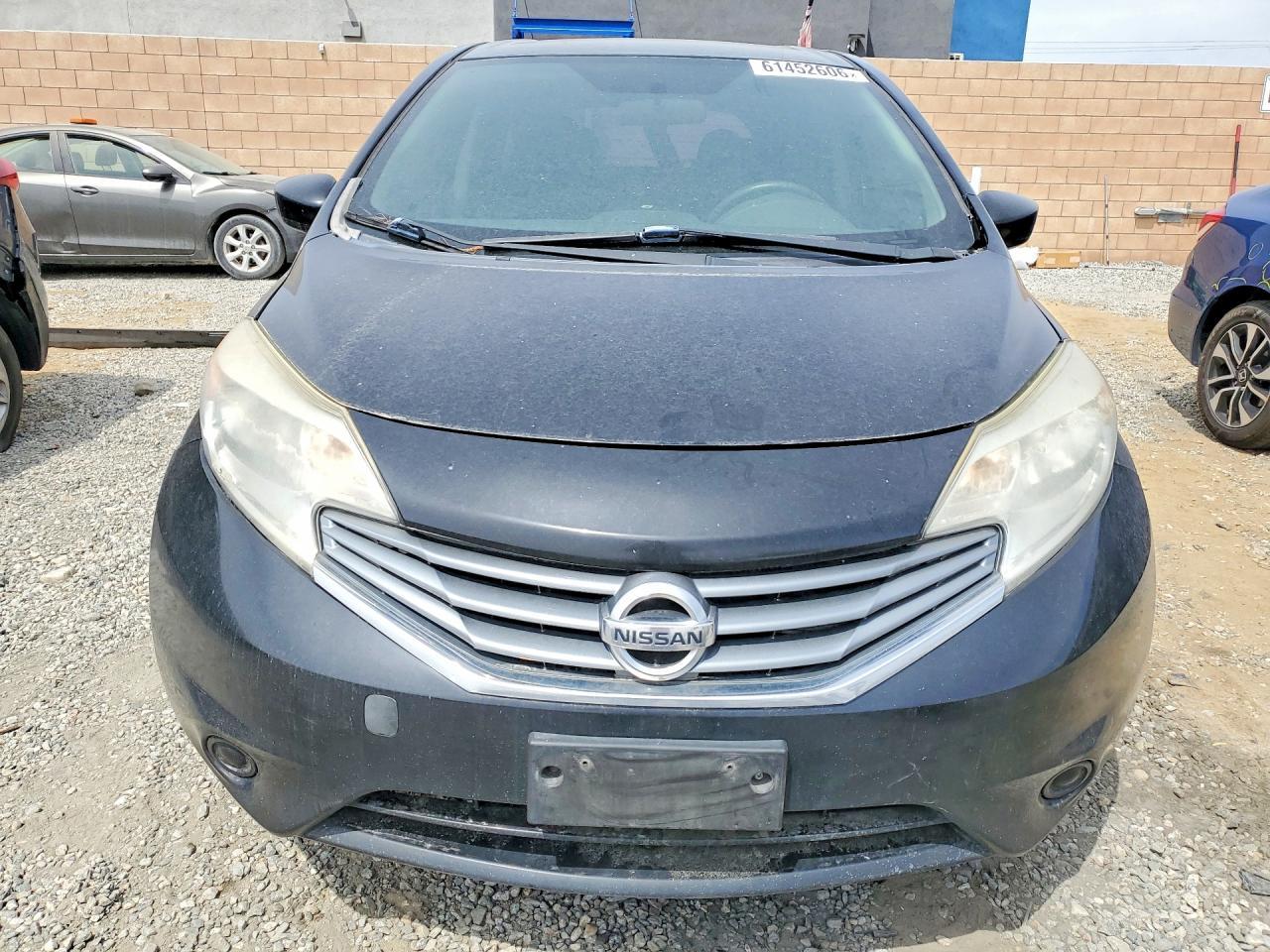 2015 Nissan Versa, SV