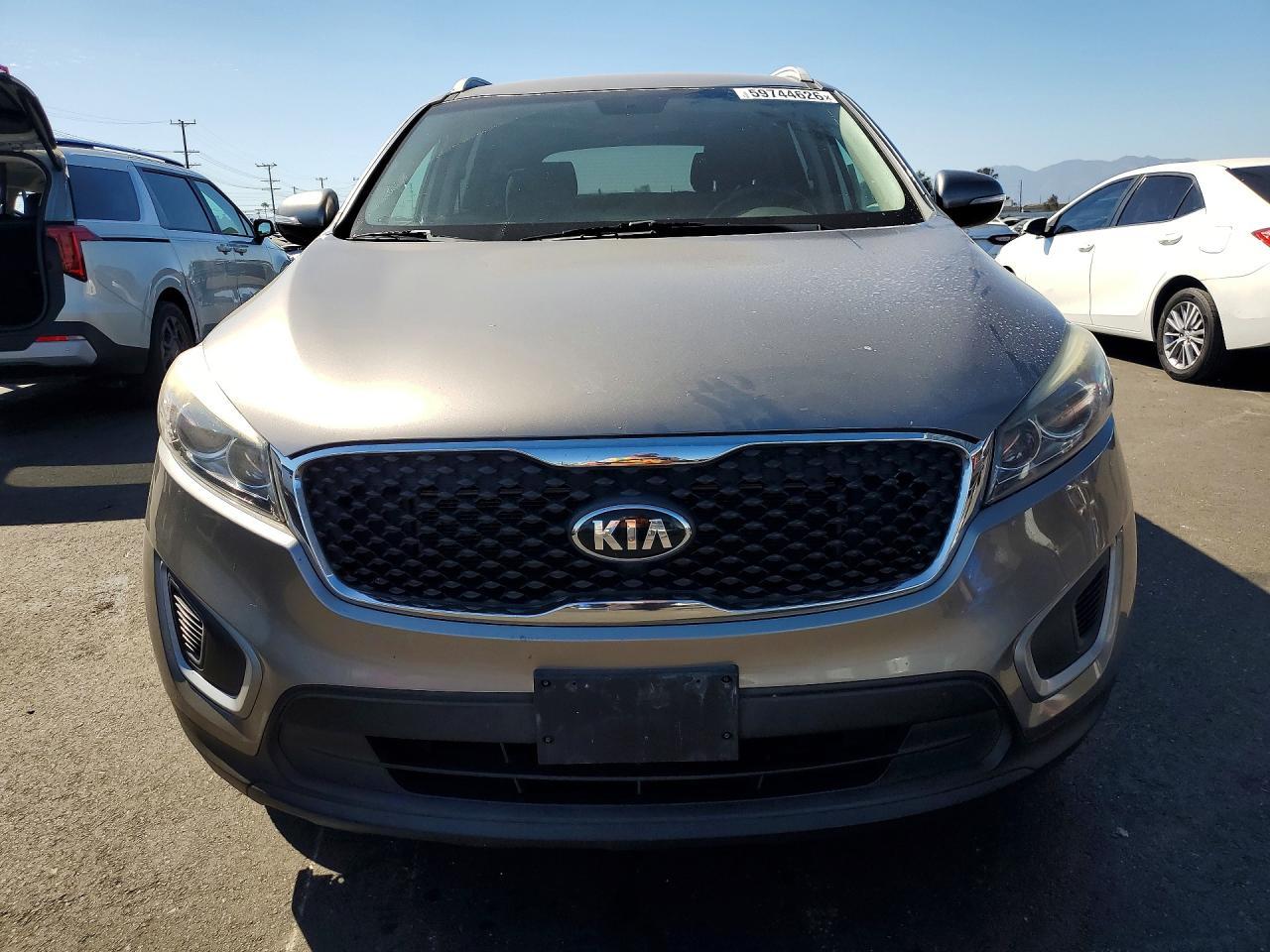 2017 KIA Sorento, LX