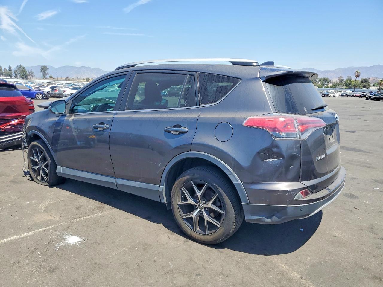 2016 Toyota RAV4, SE