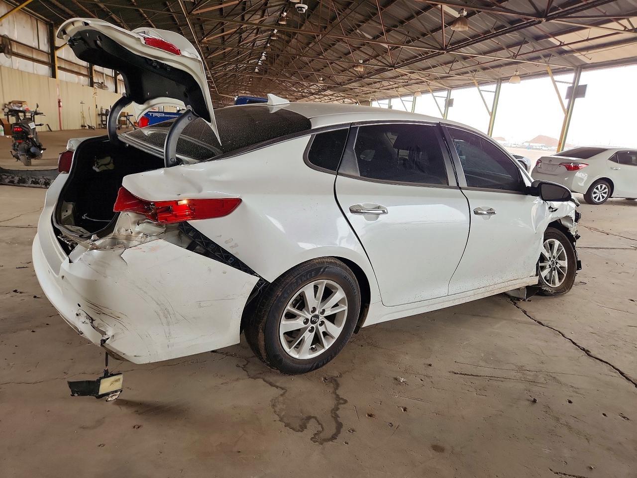 2018 KIA Optima, LX