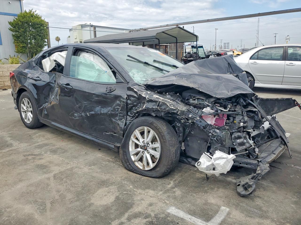 2025 Toyota Camry, LE