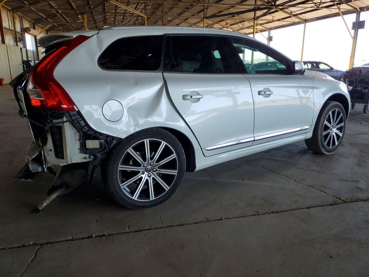 2015 Volvo XC60, T5 Premier