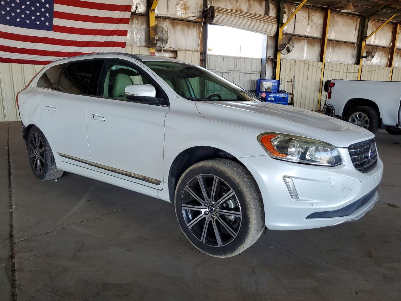 2015 Volvo XC60, T5 Premier