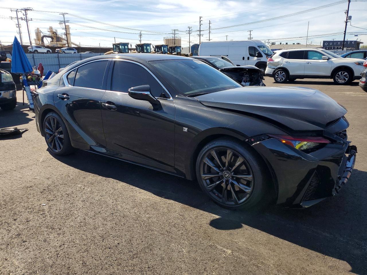 2021 Lexus IS