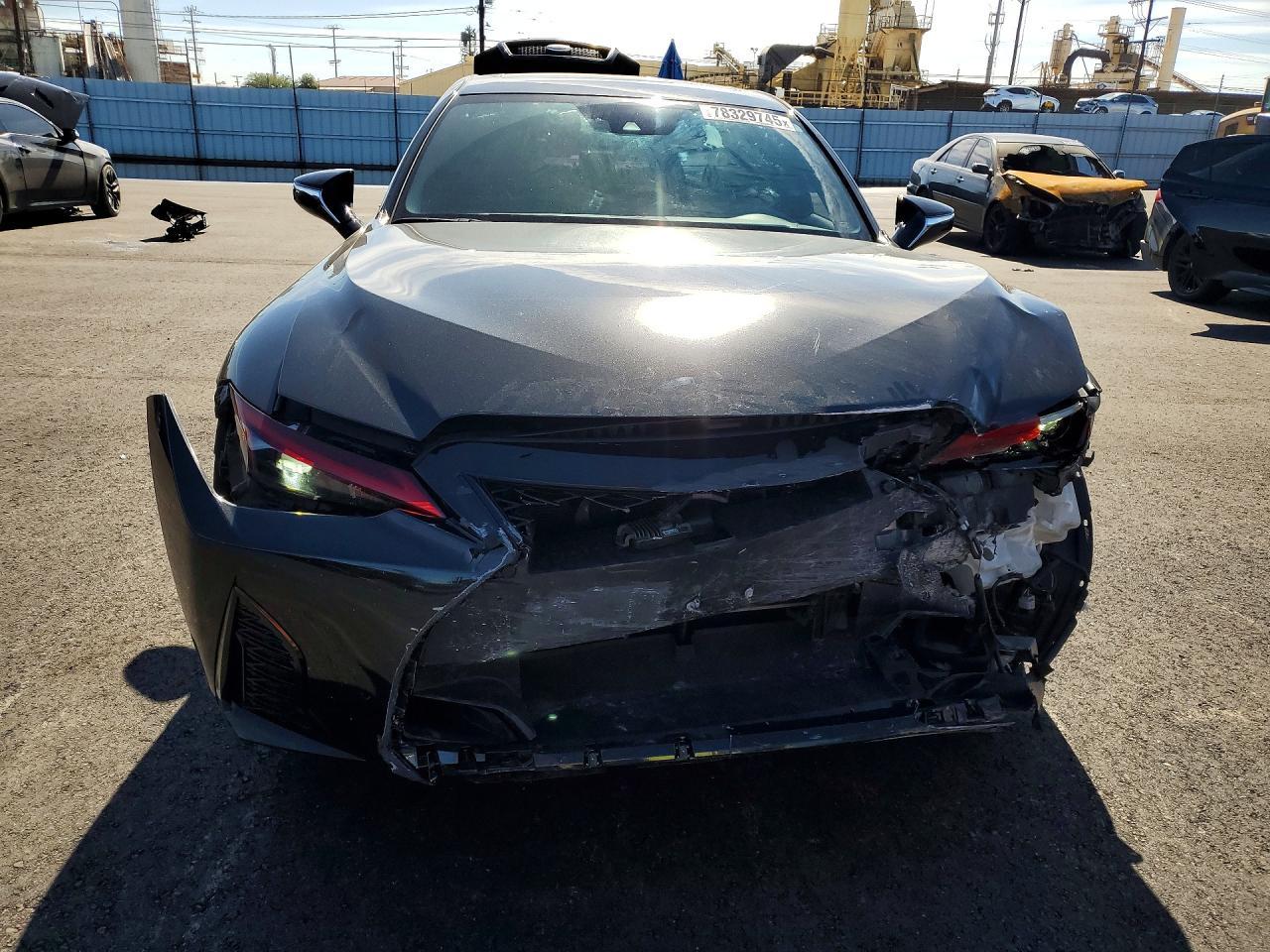 2021 Lexus IS