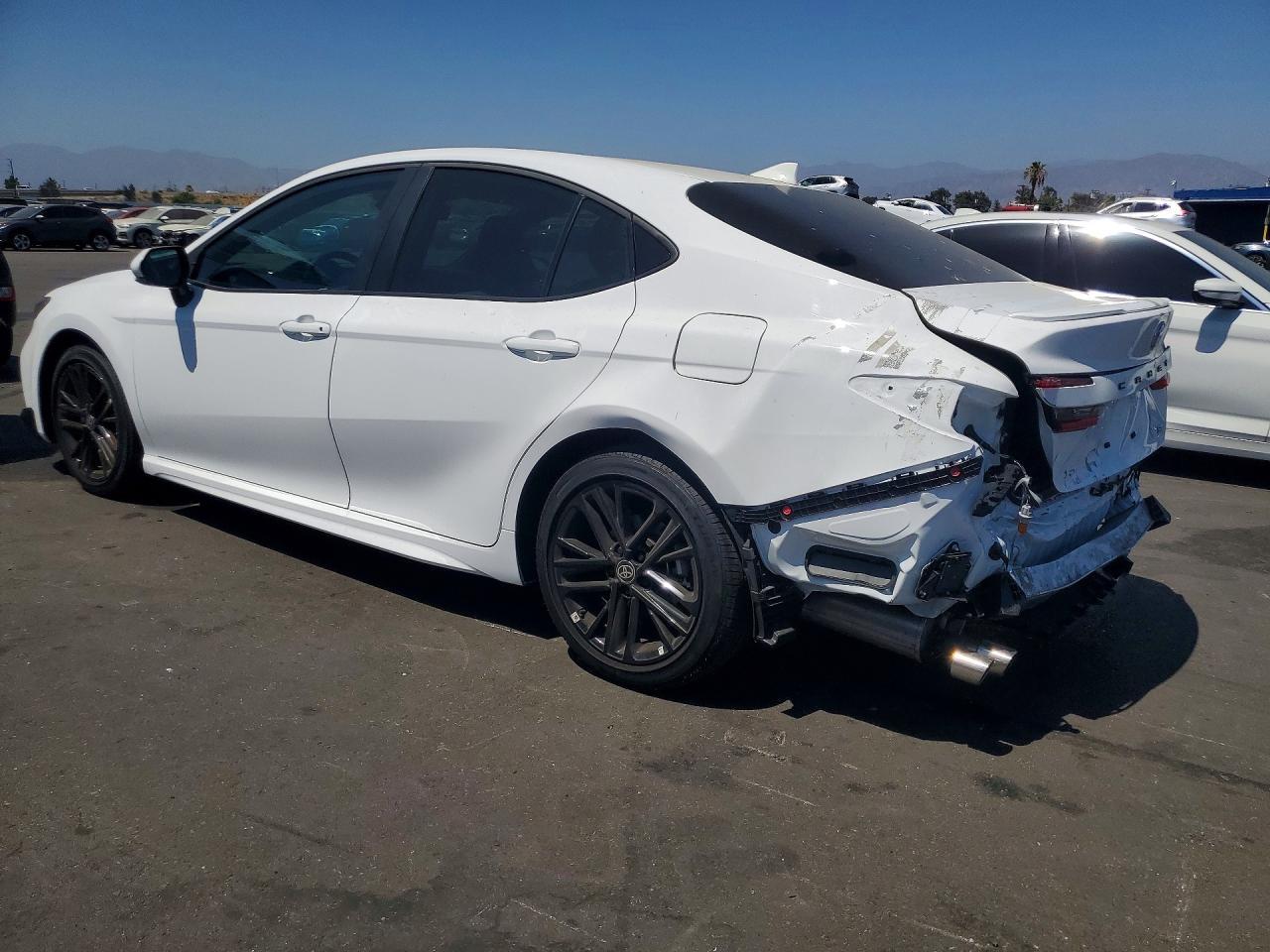 2026 Toyota Camry, SE