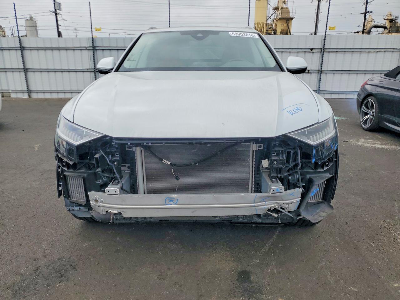 2023 Audi Q8, Premium