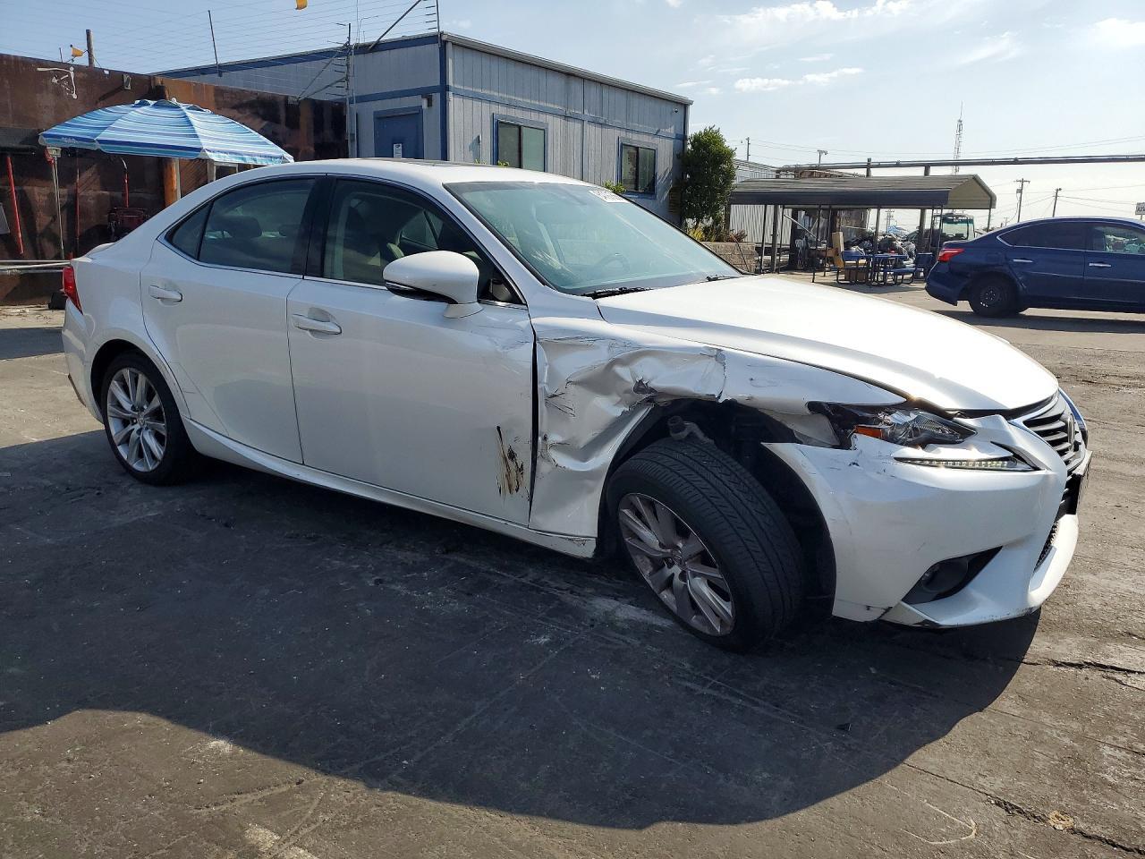 2016 Lexus IS, 200T