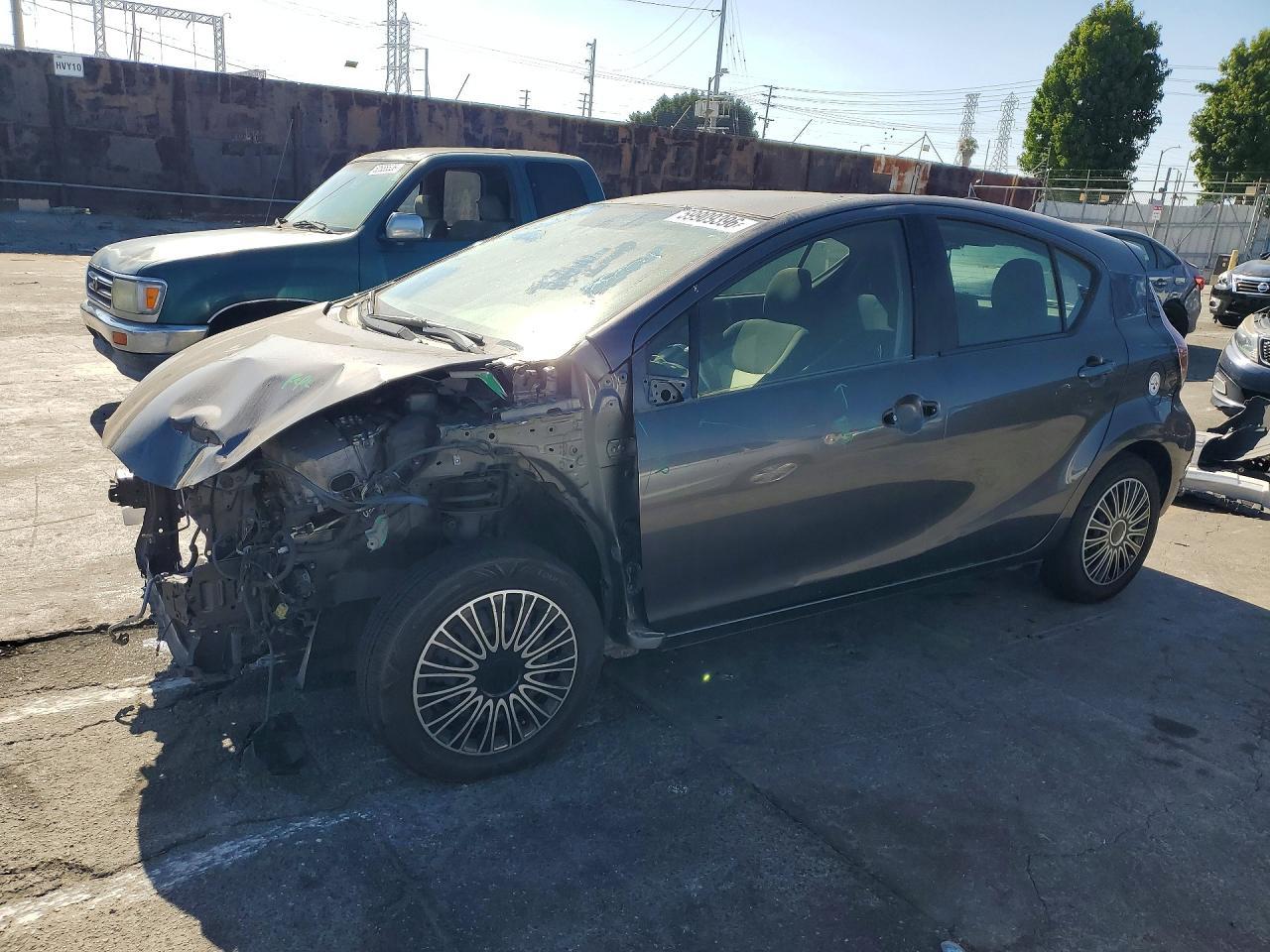 2016 Toyota Prius, Two