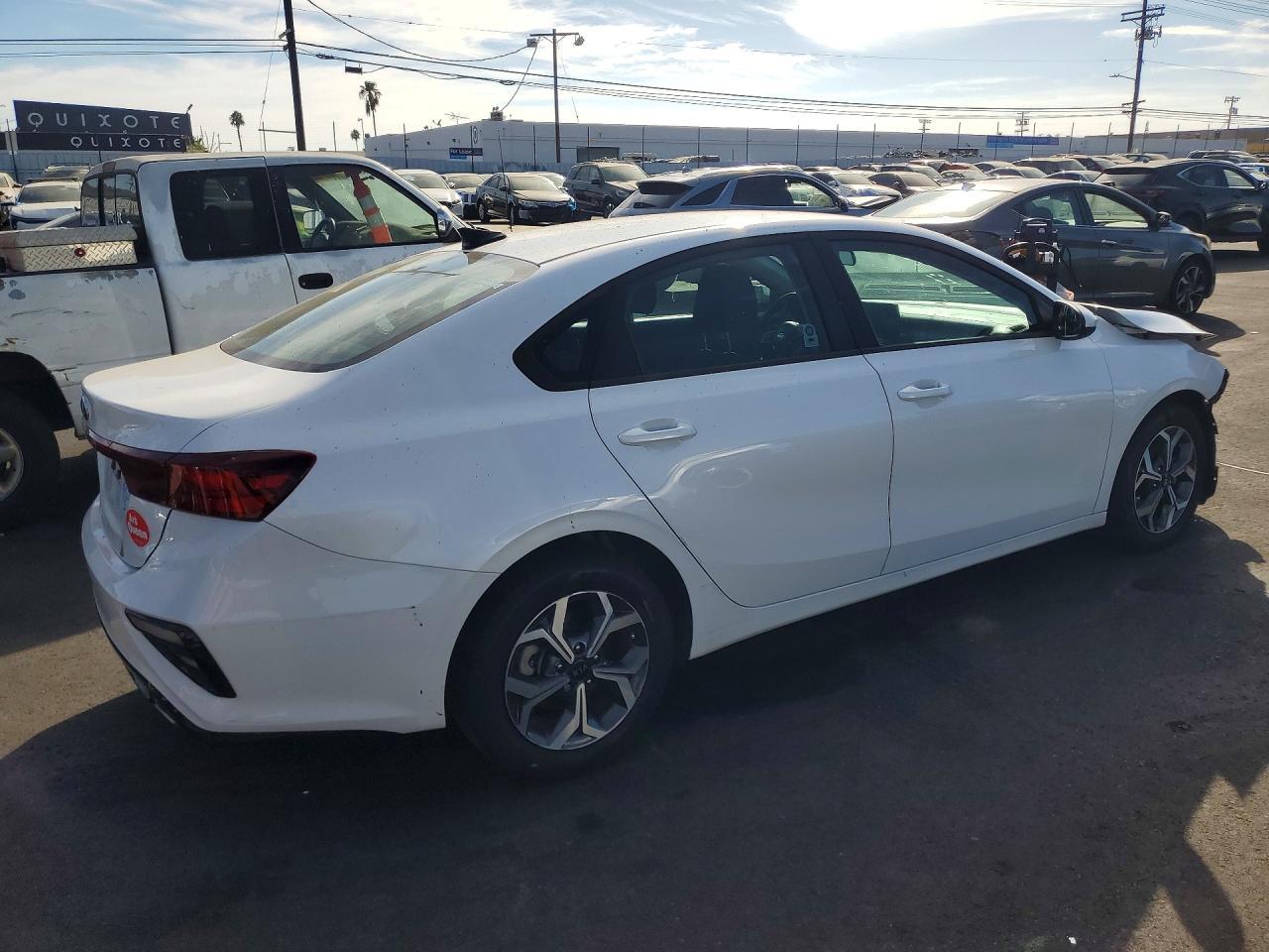 2021 KIA Forte, Lxs