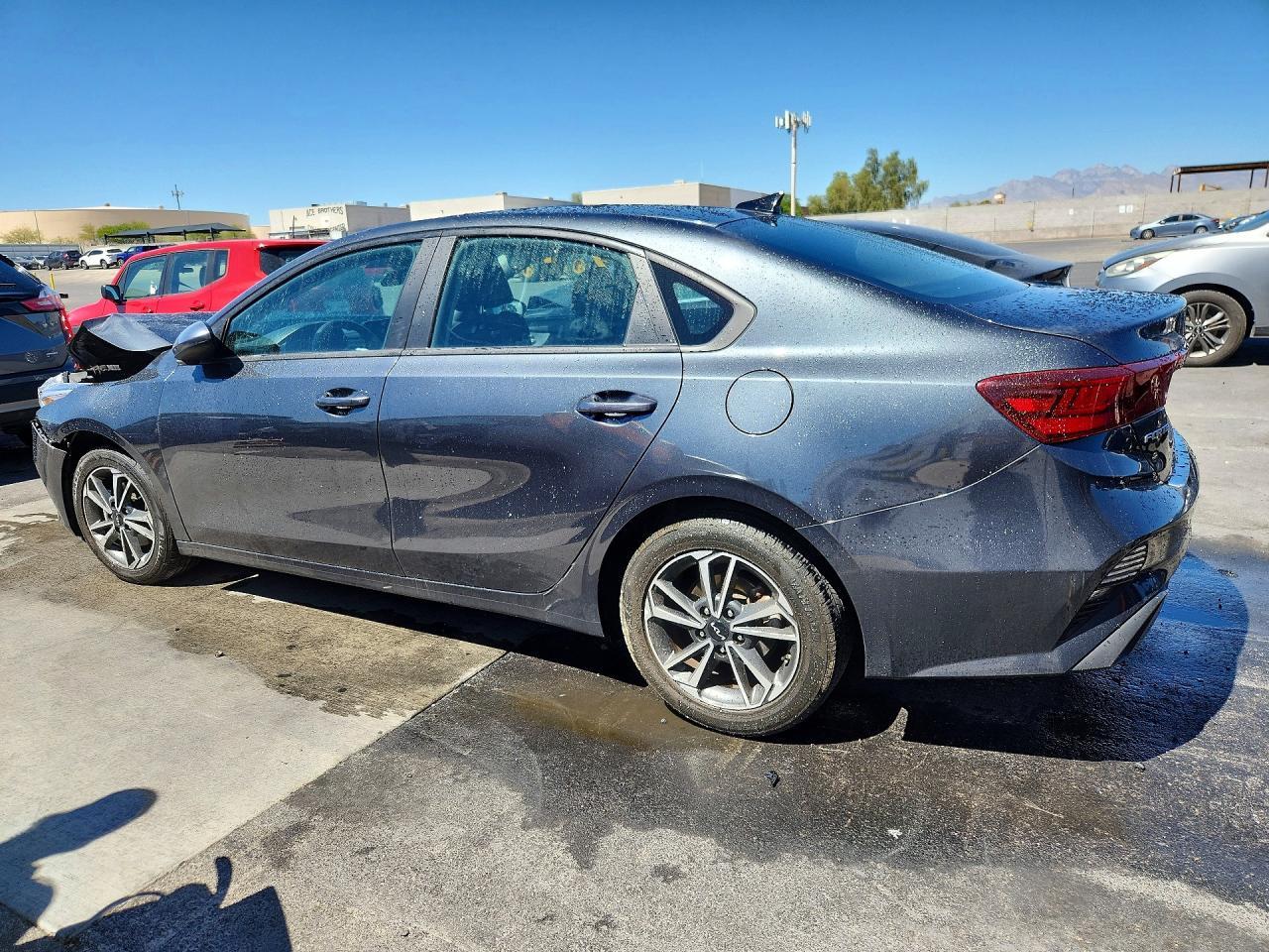 2023 KIA Forte, Lxs