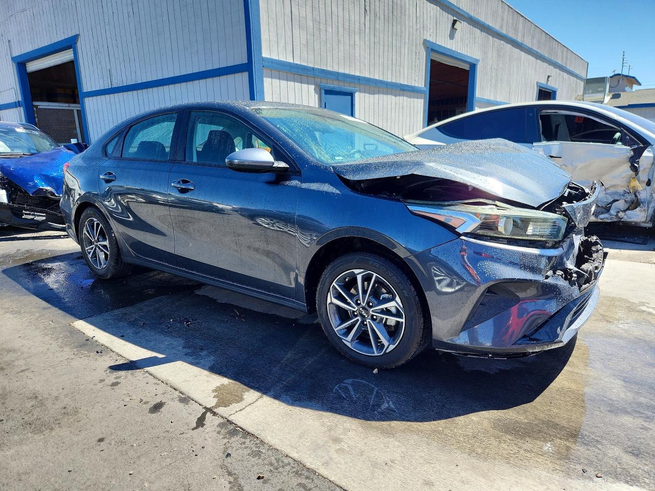 2023 KIA Forte, Lxs