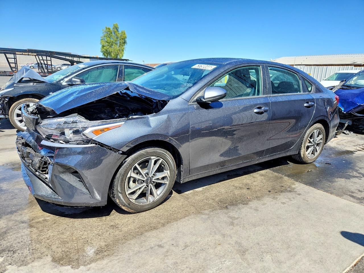 2023 KIA Forte, Lxs